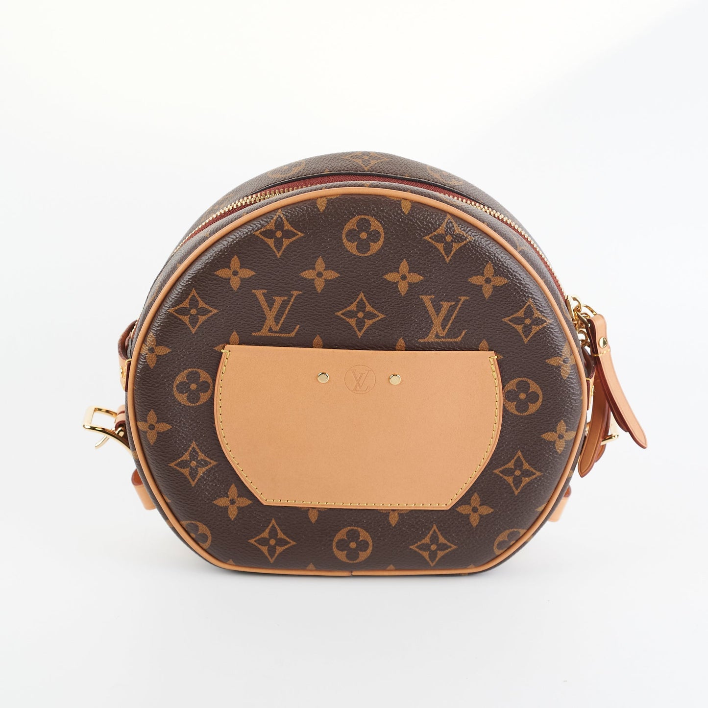 ITEM 29 - Louis Vuitton Boite Chapeau Souple MM Monogram