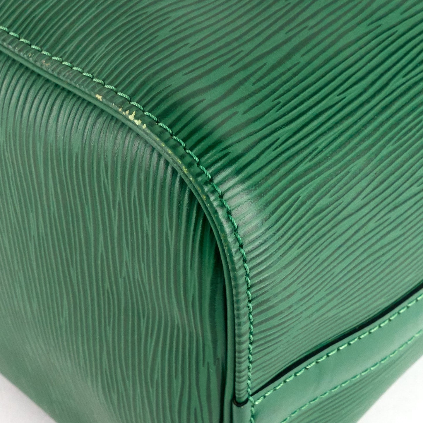 Louis Vuitto Speedy 25 Green Epi Leather Bag