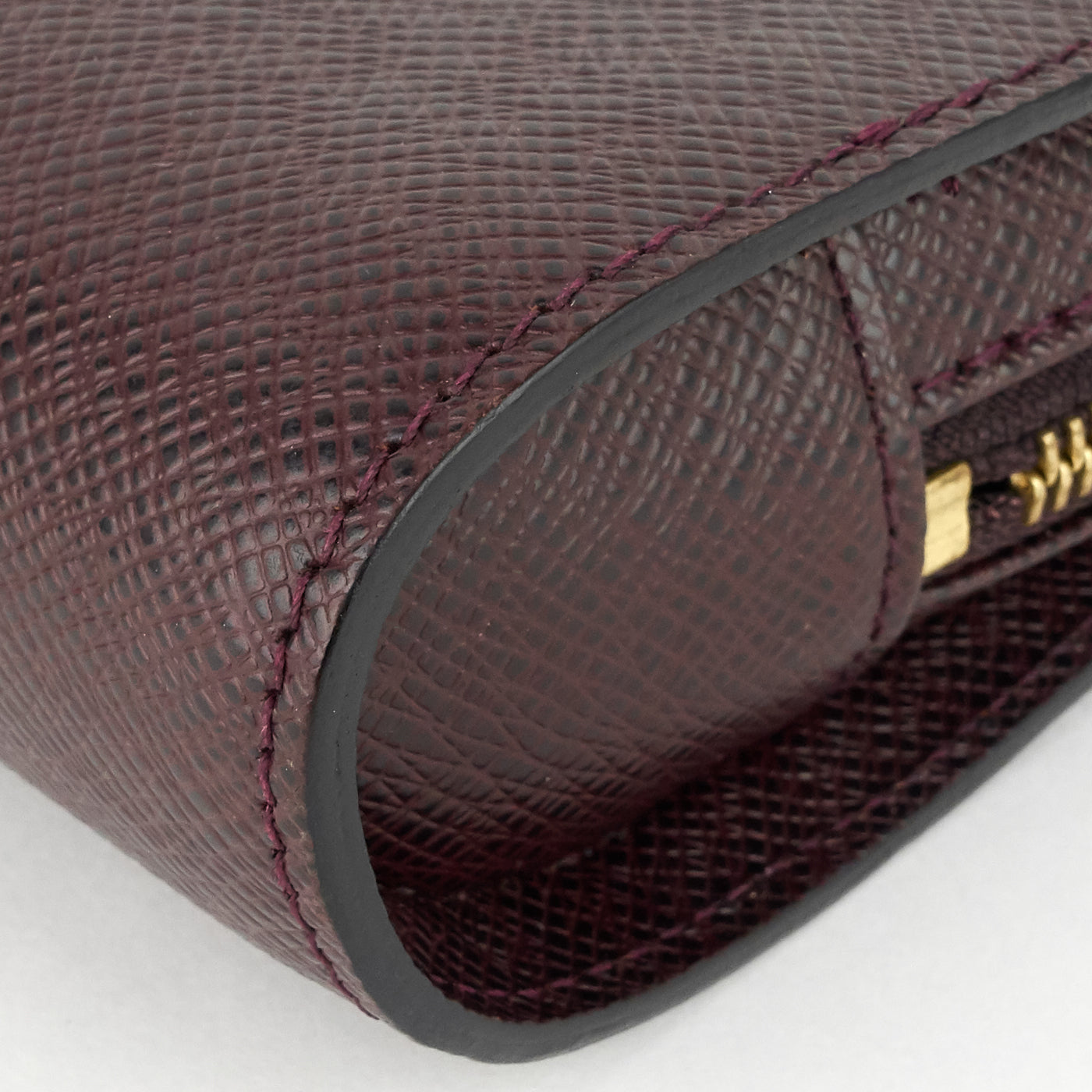 Louis Vuitto Pochette Baikal Acajou Taiga Leather Bag