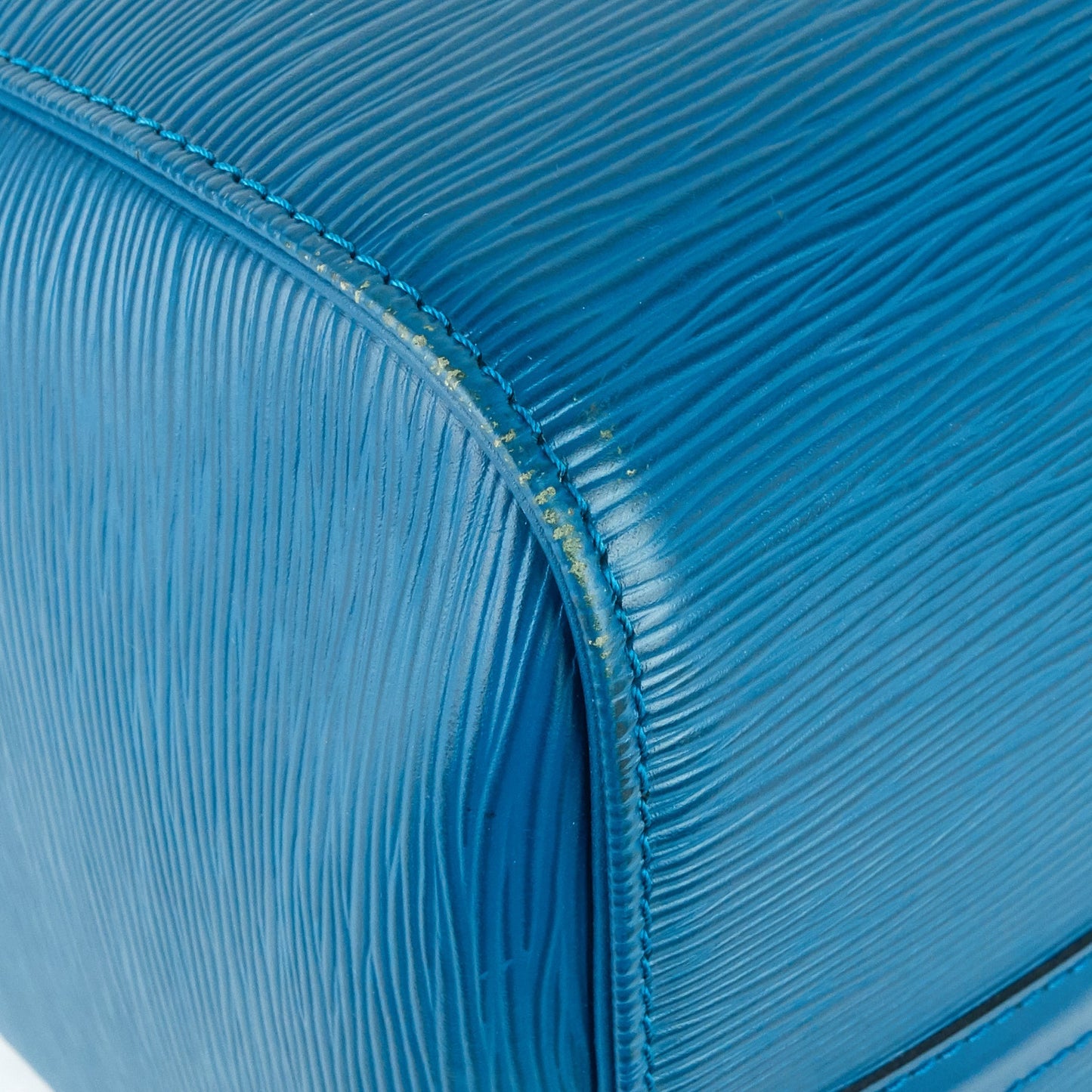Louis Vuitto Keepall 45 Blue Epi Leather Bag