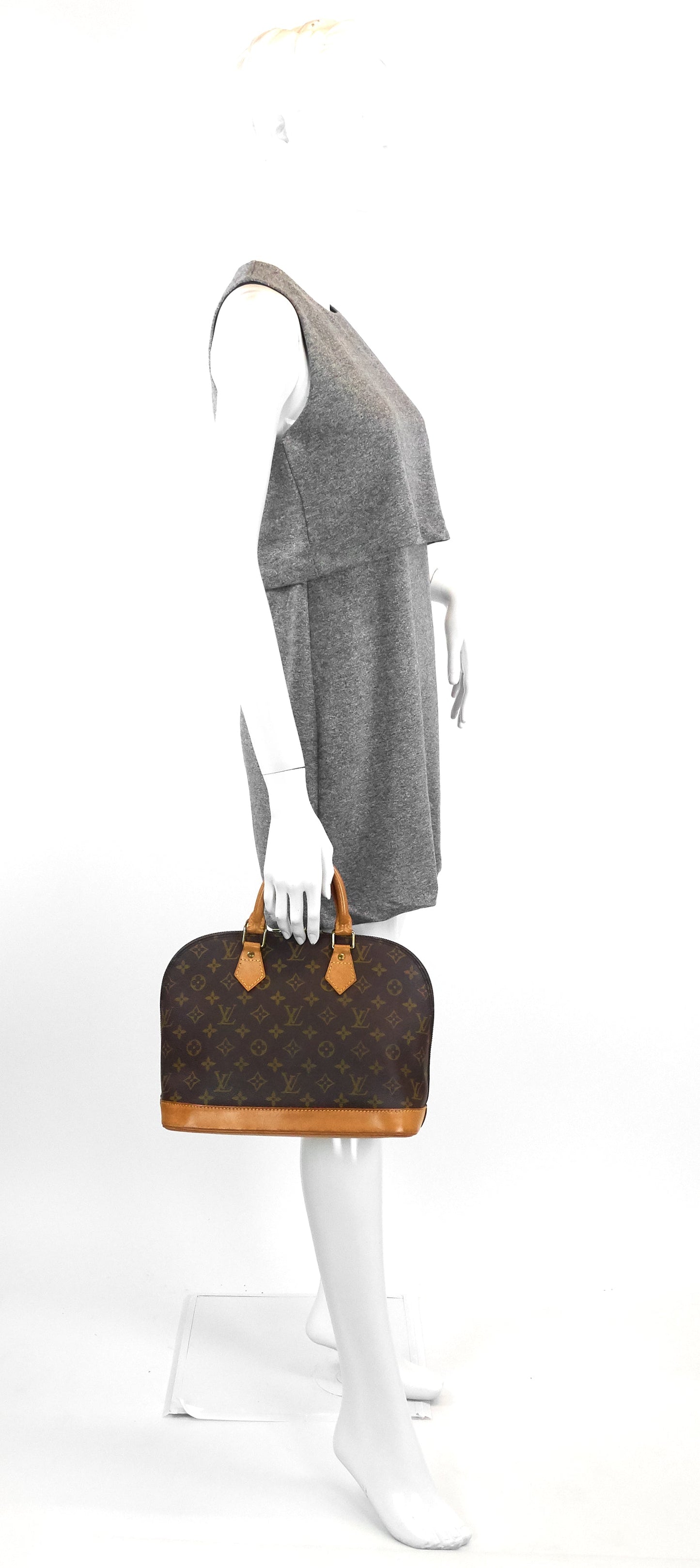 Louis Vuitto Alma PM Monogram Canvas Handbag