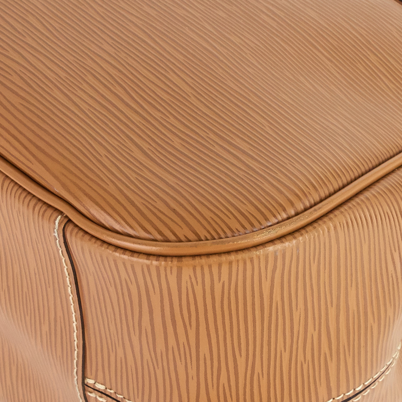 Louis Vuitto Passy PM Cannelle Epi Leather Handbag