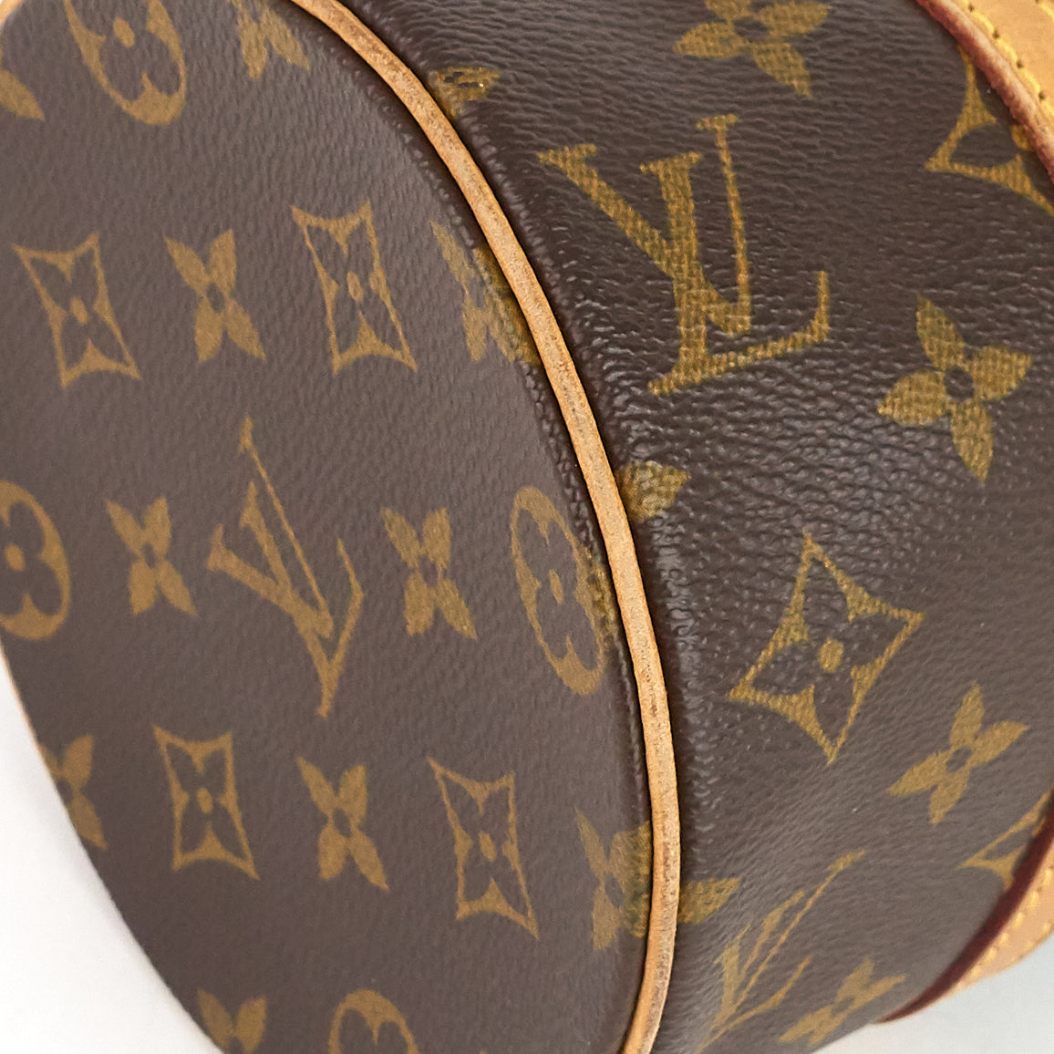 Louis Vuitto Papillon 26 Monogram Canvas Bag