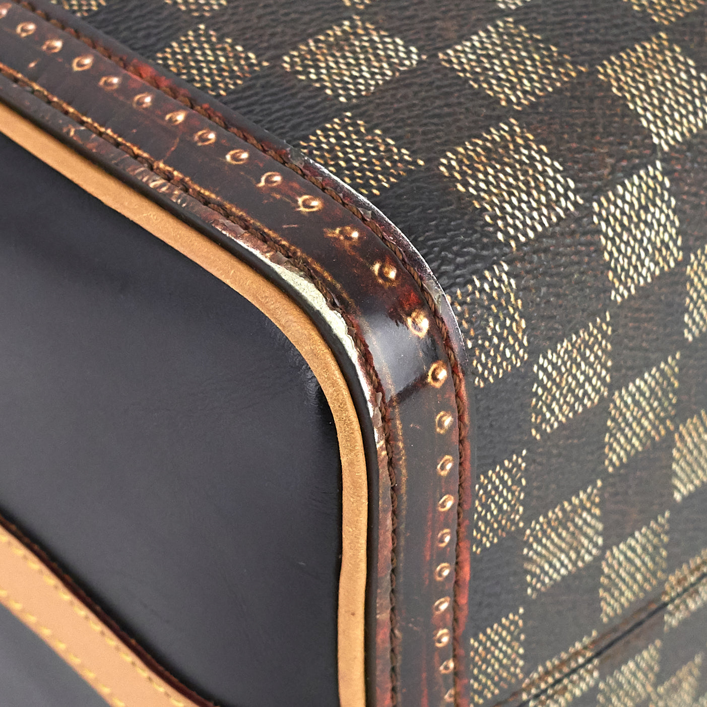 Louis Vuitto Speedy Noir 25 BandouliÃ¨re Time Trunk Coated Canvas Bag