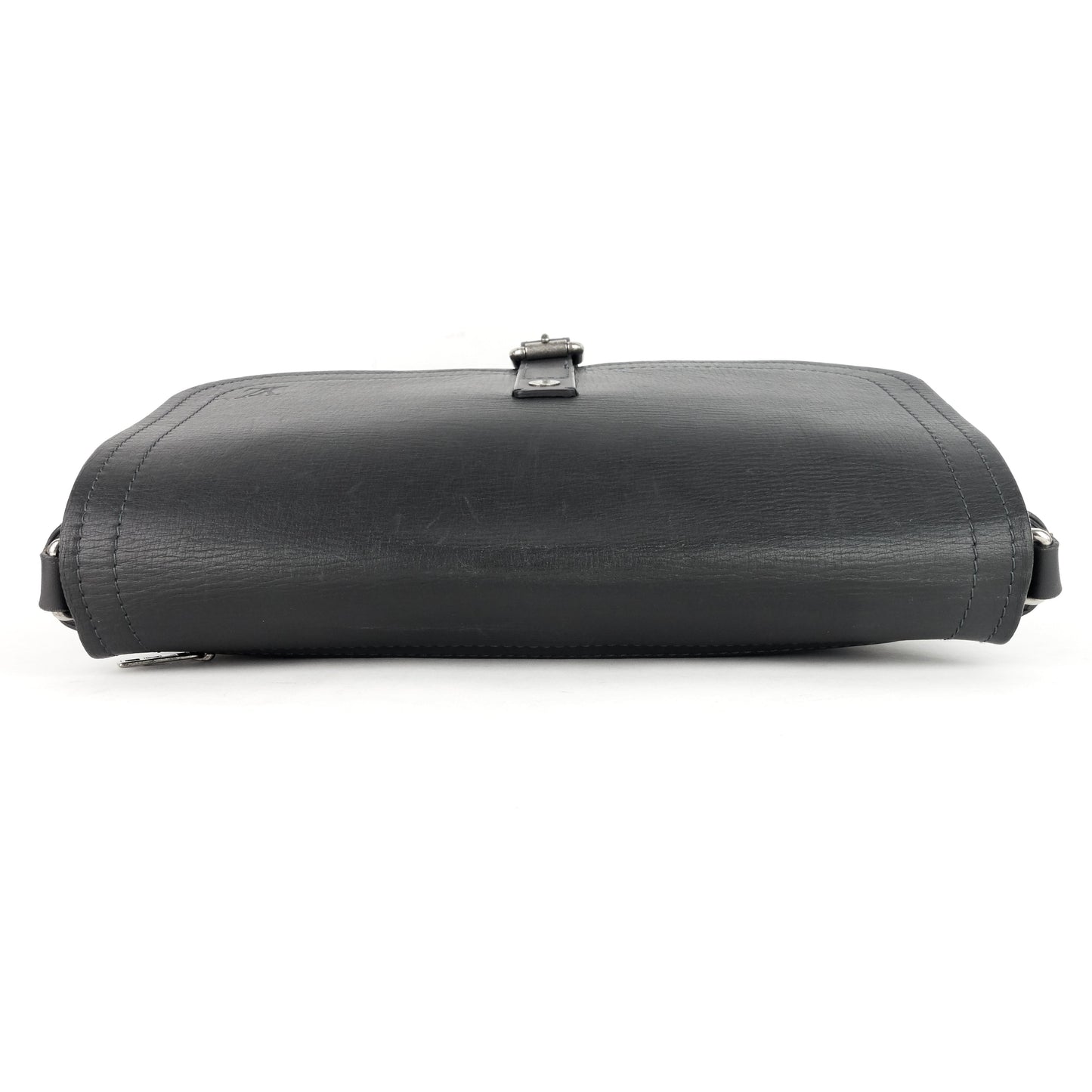 Louis Vuitto Omaha Utah Leather Messenger Bag