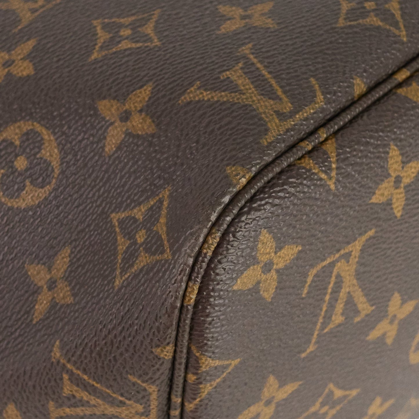 Louis Vuitto Neverfull MM Monogram Canvas Tote Bag