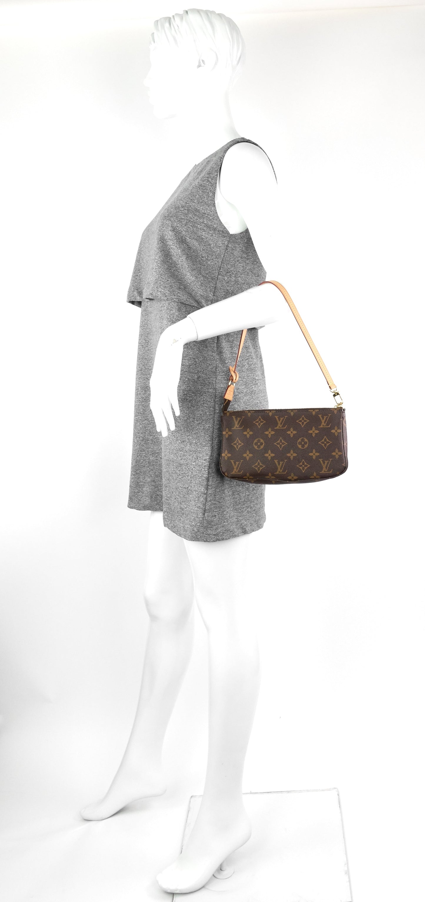 Louis Vuitto Pochette Accessoires NM Monogram Canvas Bag