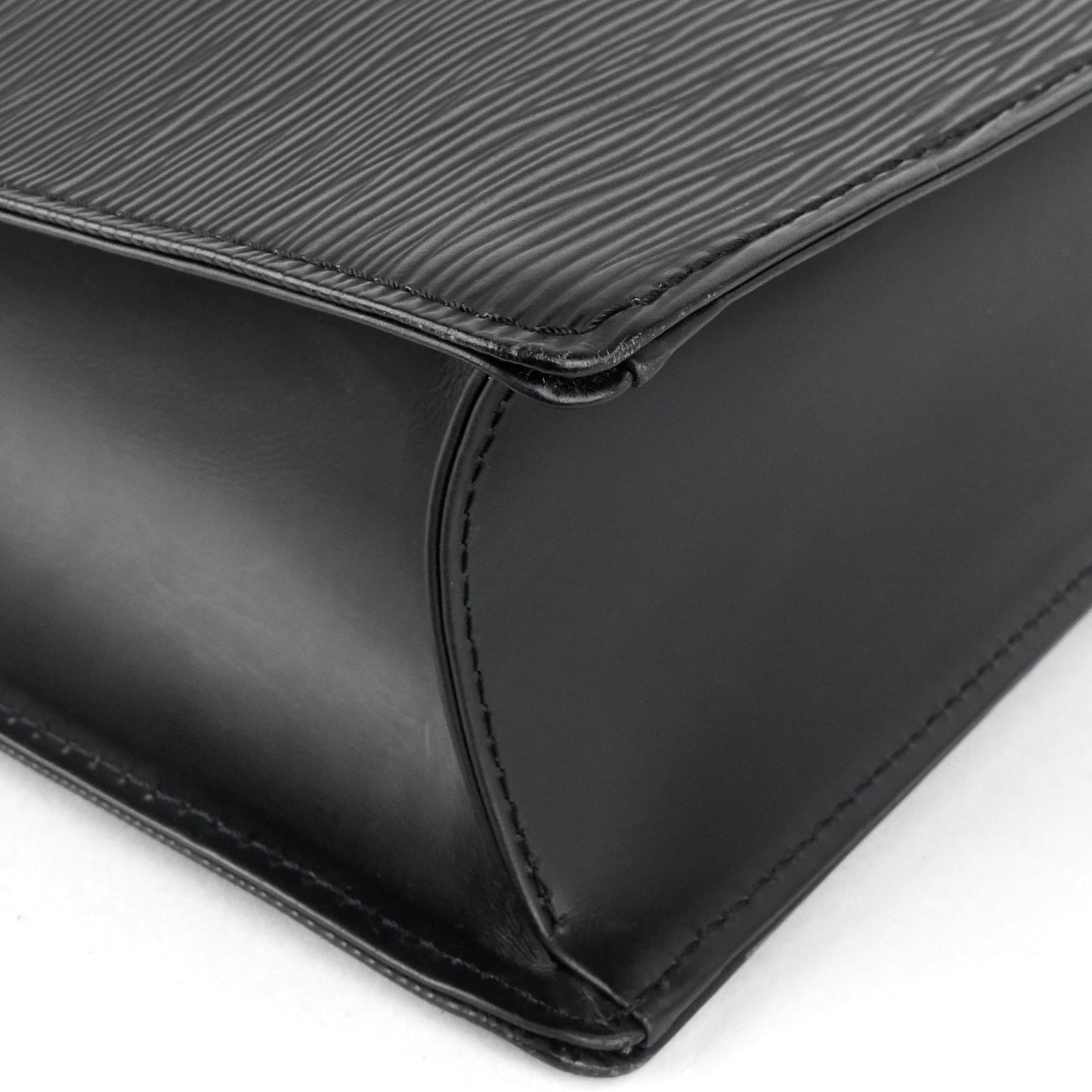 Louis Vuitto Sac Plat GM Black Epi Leather Bag