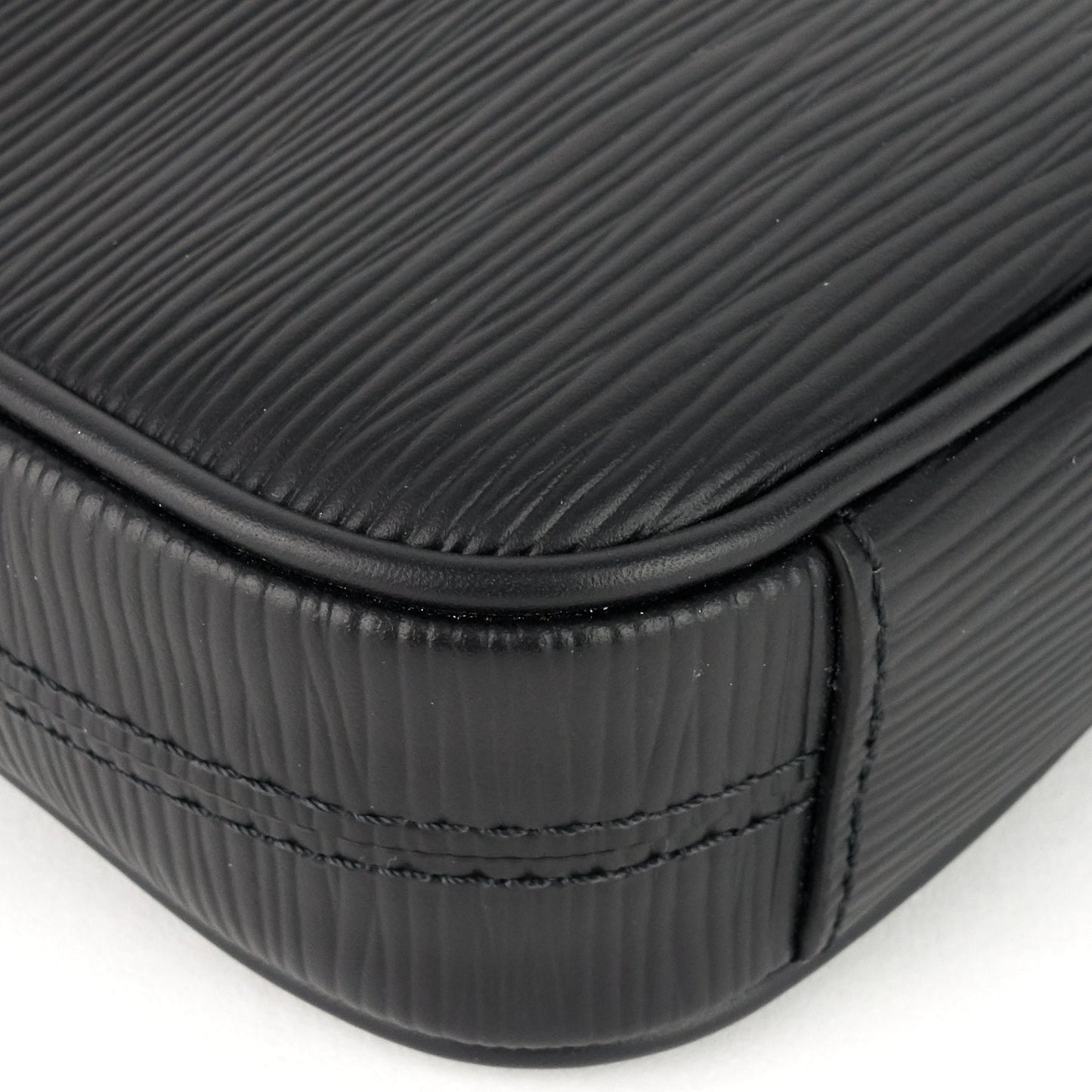 Louis Vuitto Danube Slim Black Epi Leather Bag