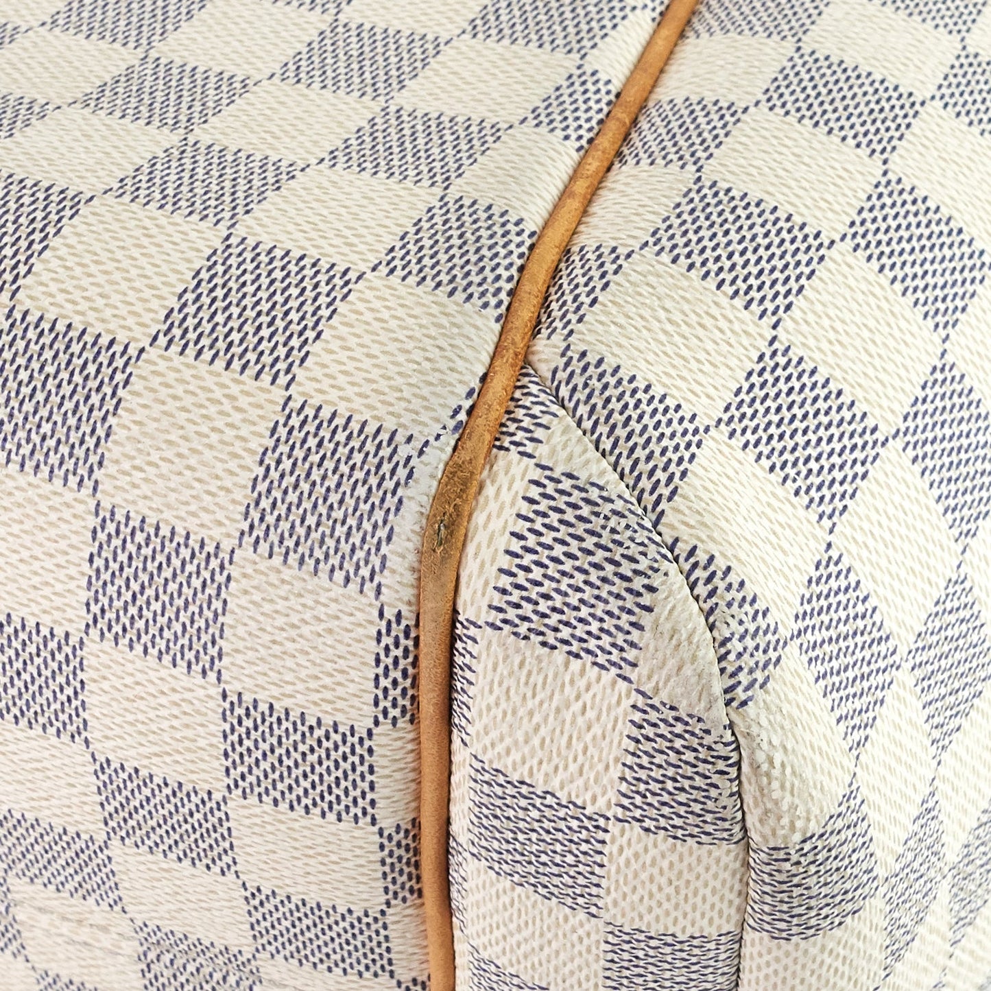 Louis Vuitto Totally MM Damier Azur Bag