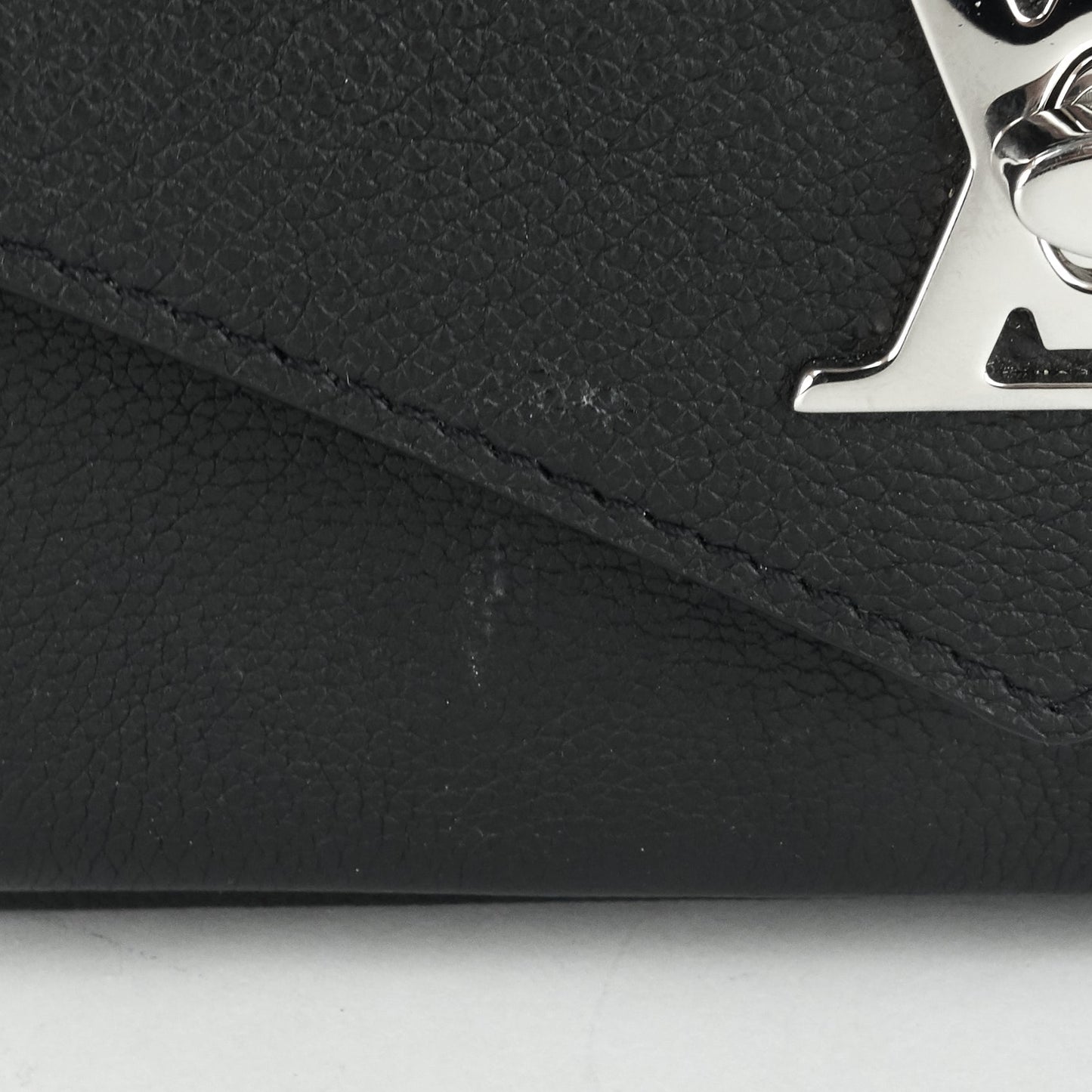 Louis Vuitto MyLockMe Calfskin Leather Chain Bag