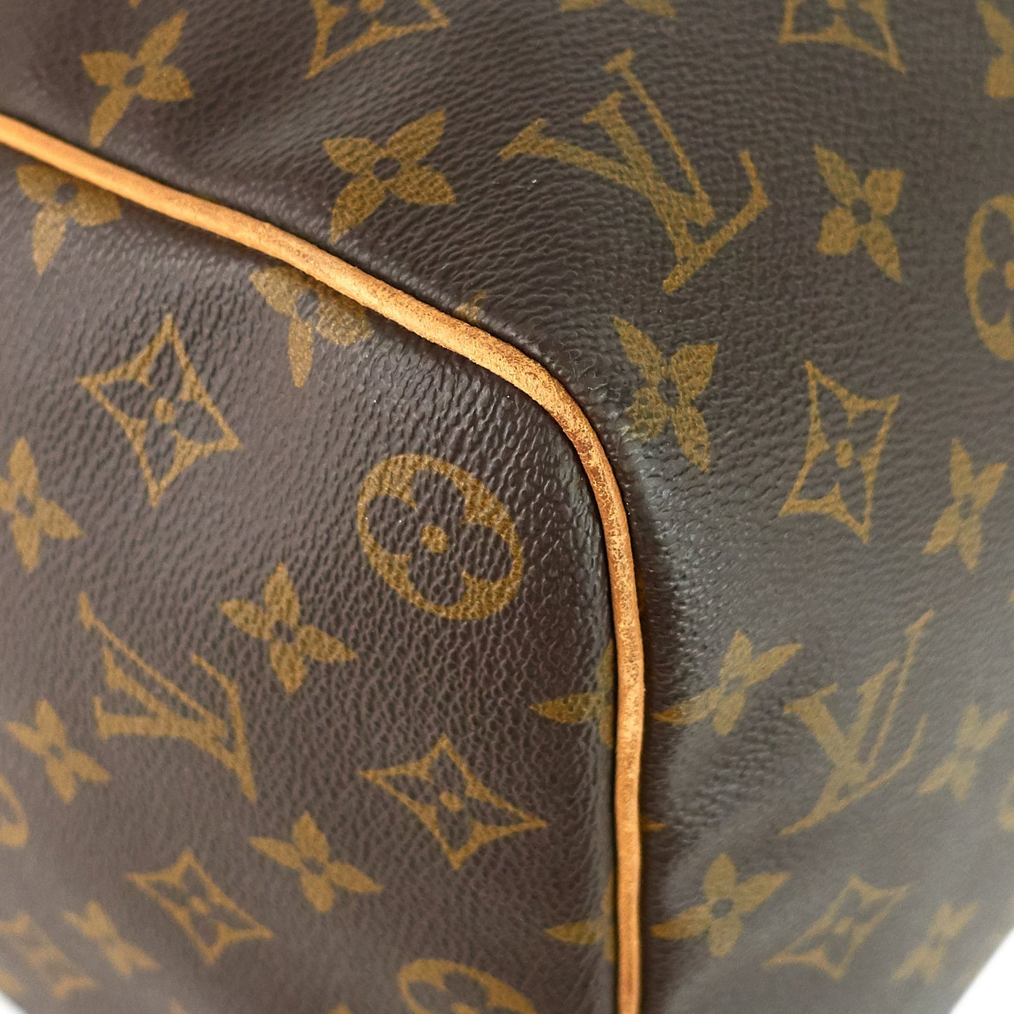 Louis Vuitto Keepall 45 Monogram Canvas Bag