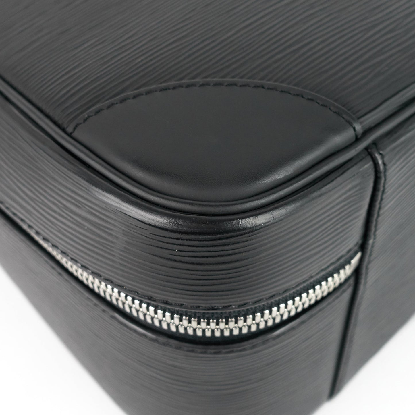 Louis Vuitto Sirius 45 Black Epi Leather Case