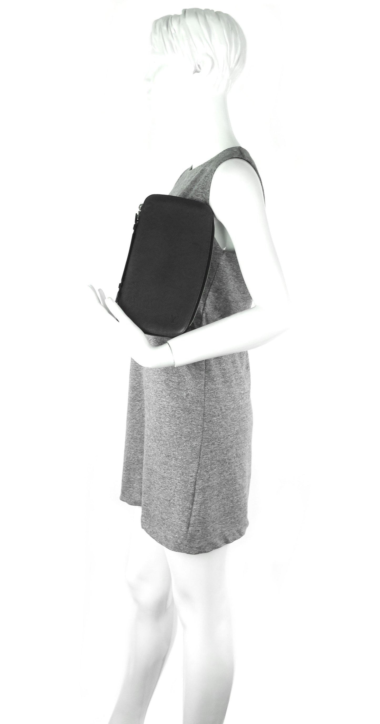 Louis Vuitto Atoll Taiga Leather Travel Organizer Bag