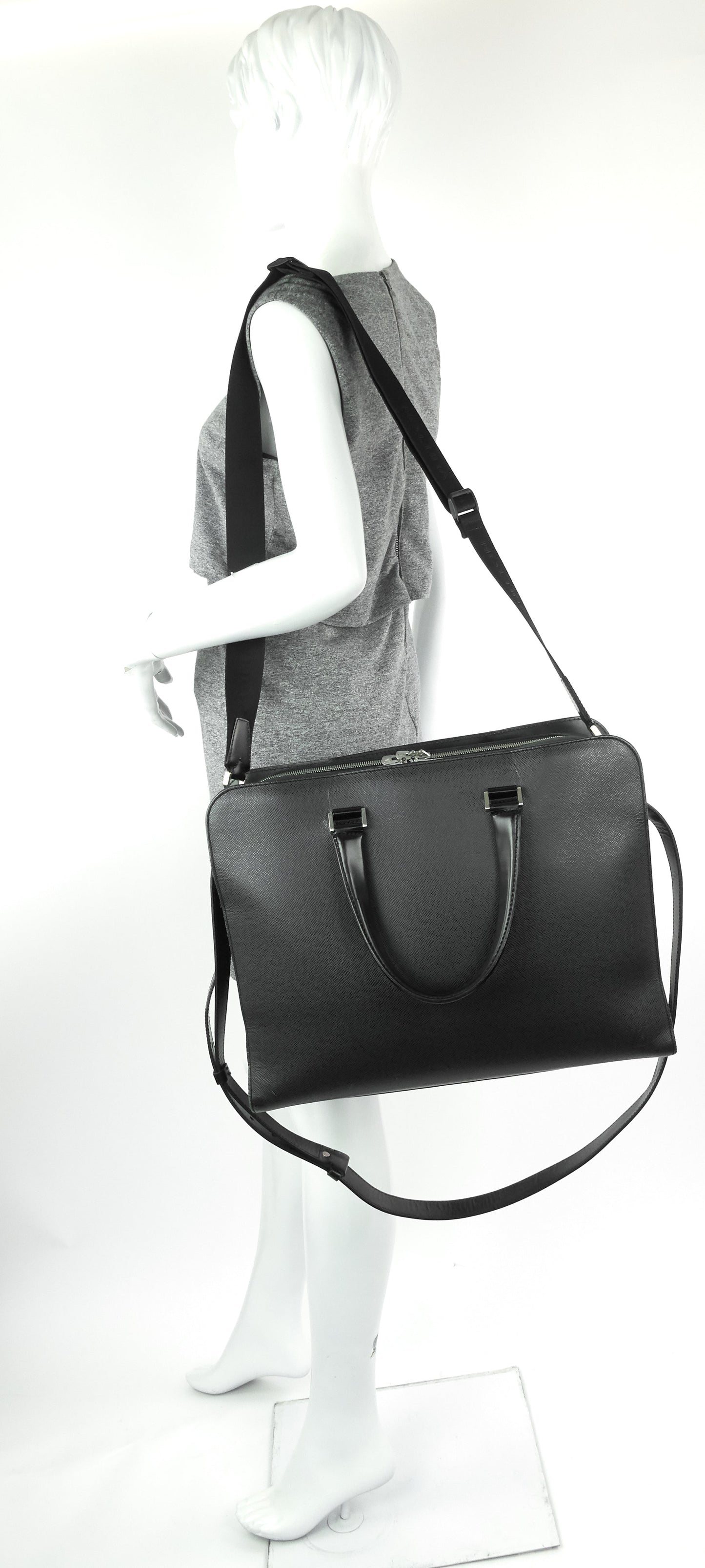Louis Vuitto Nevski Taiga Leather Briefcase Bag