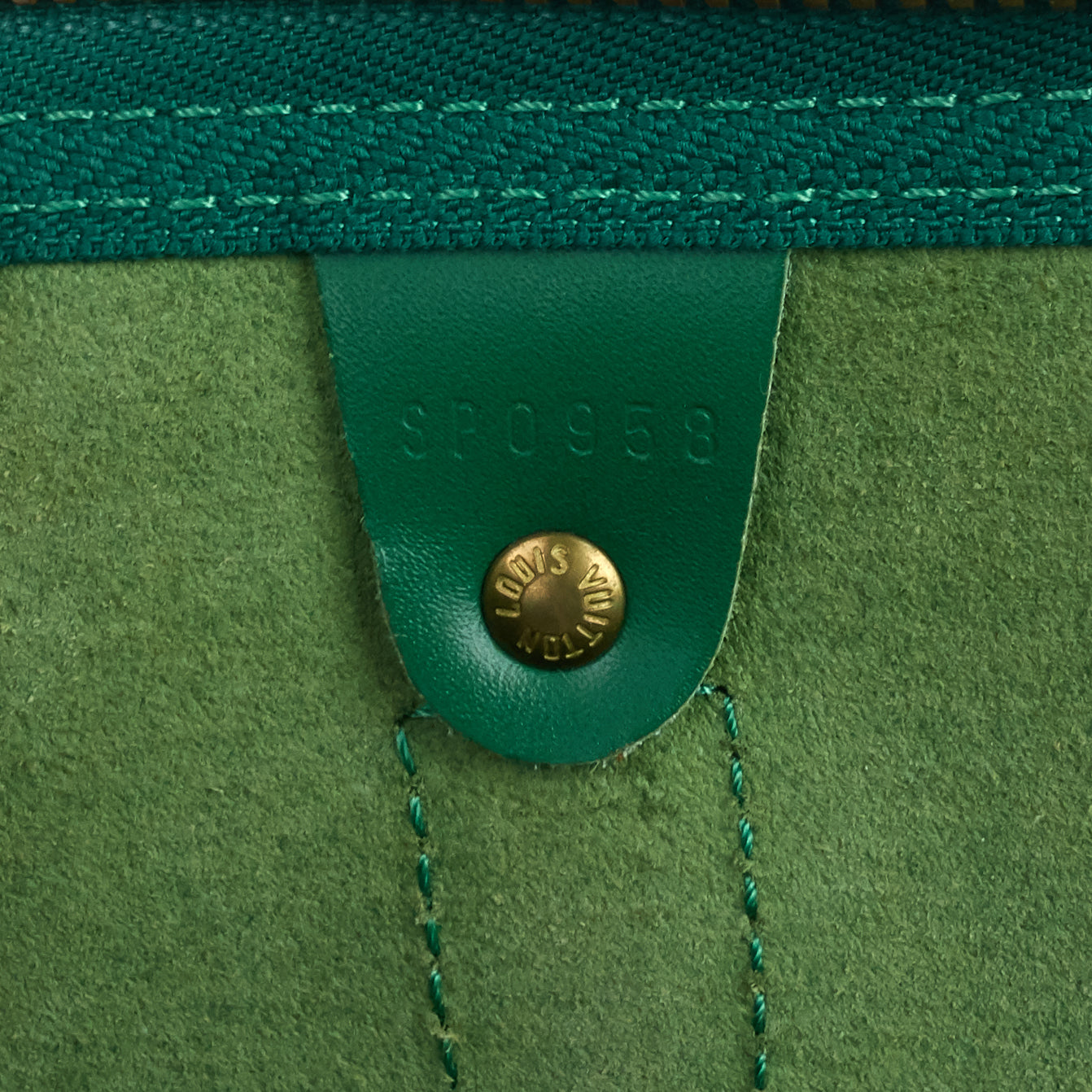 Louis Vuitto Keepall 50 Green Epi Leather Bag