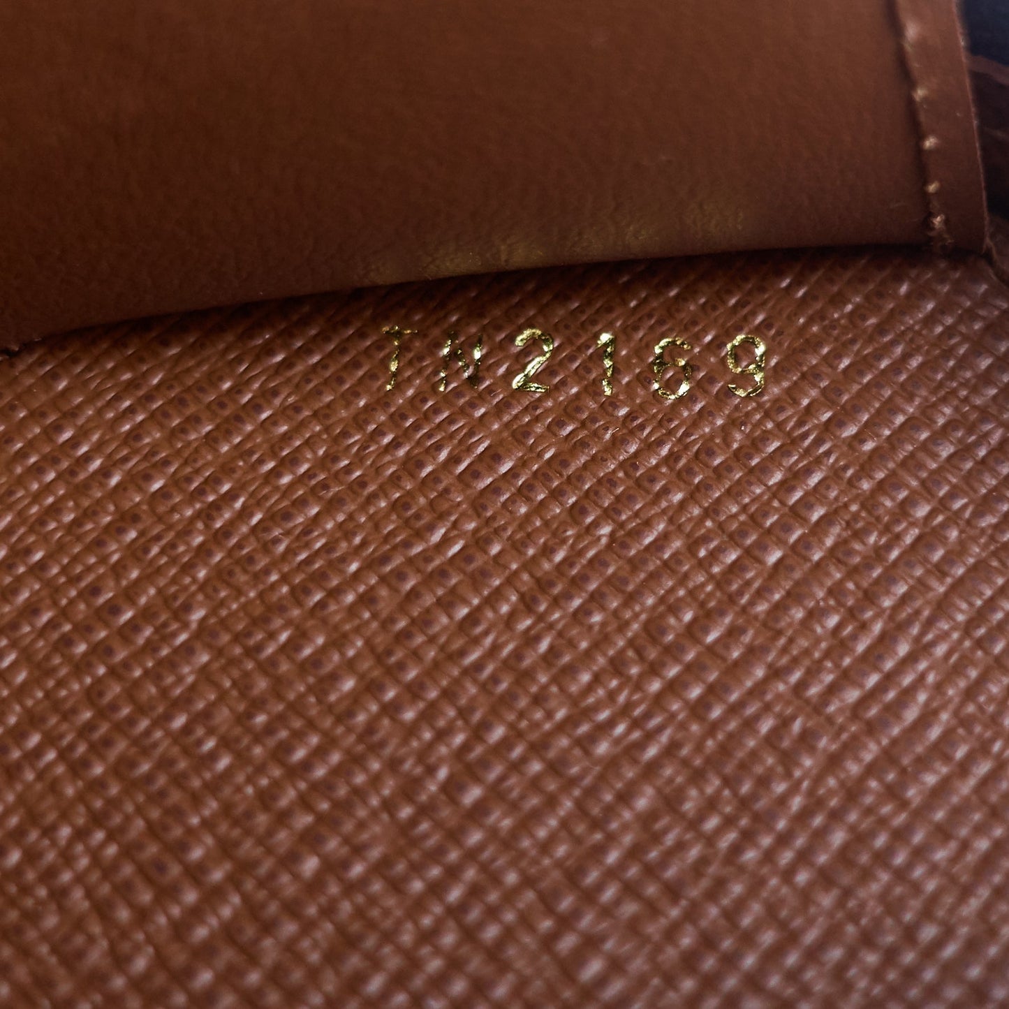 Louis Vuitto Round Monogram Canvas Coin Case