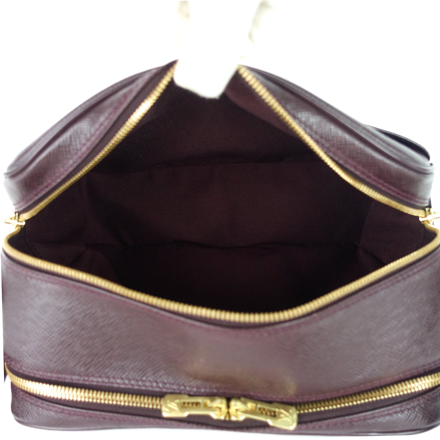 Louis Vuitto Reporter PM Taiga Leather Messenger Bag