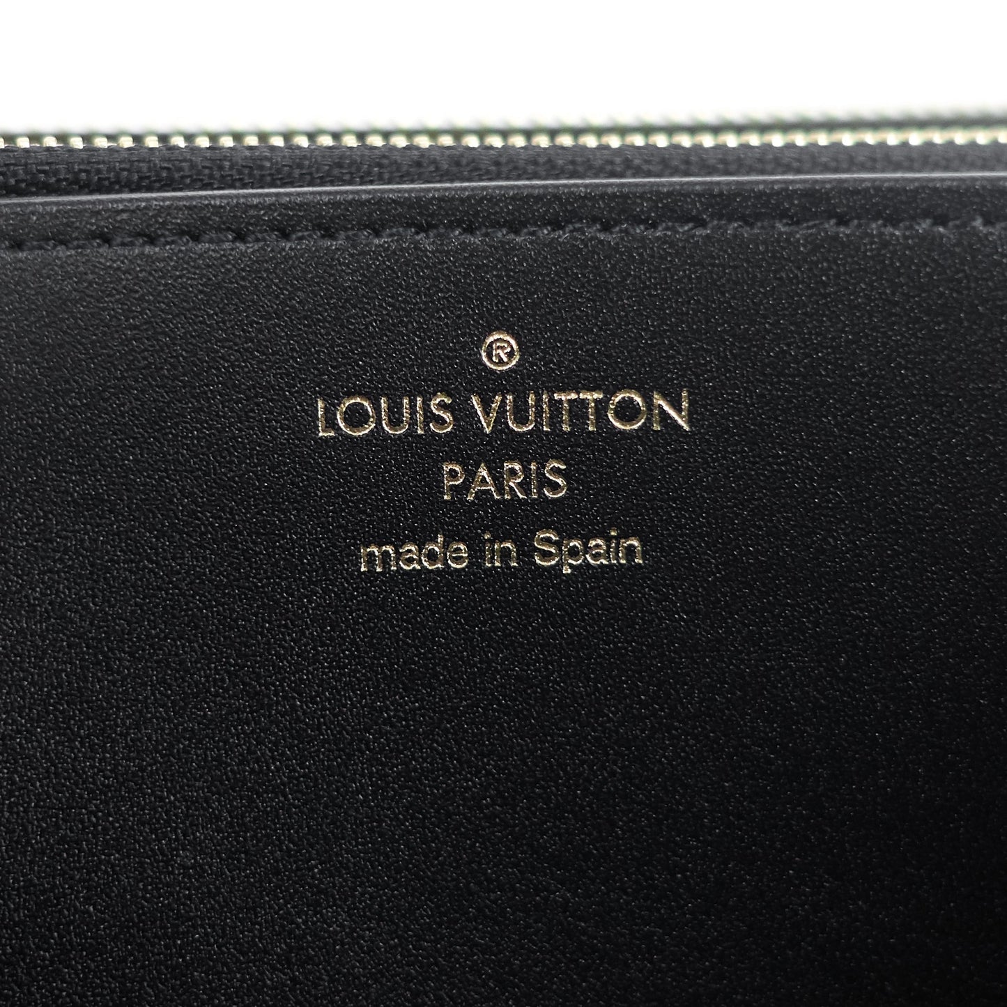 Louis Vuitto Zippy Giant Reverse Monogram Canvas Wallet