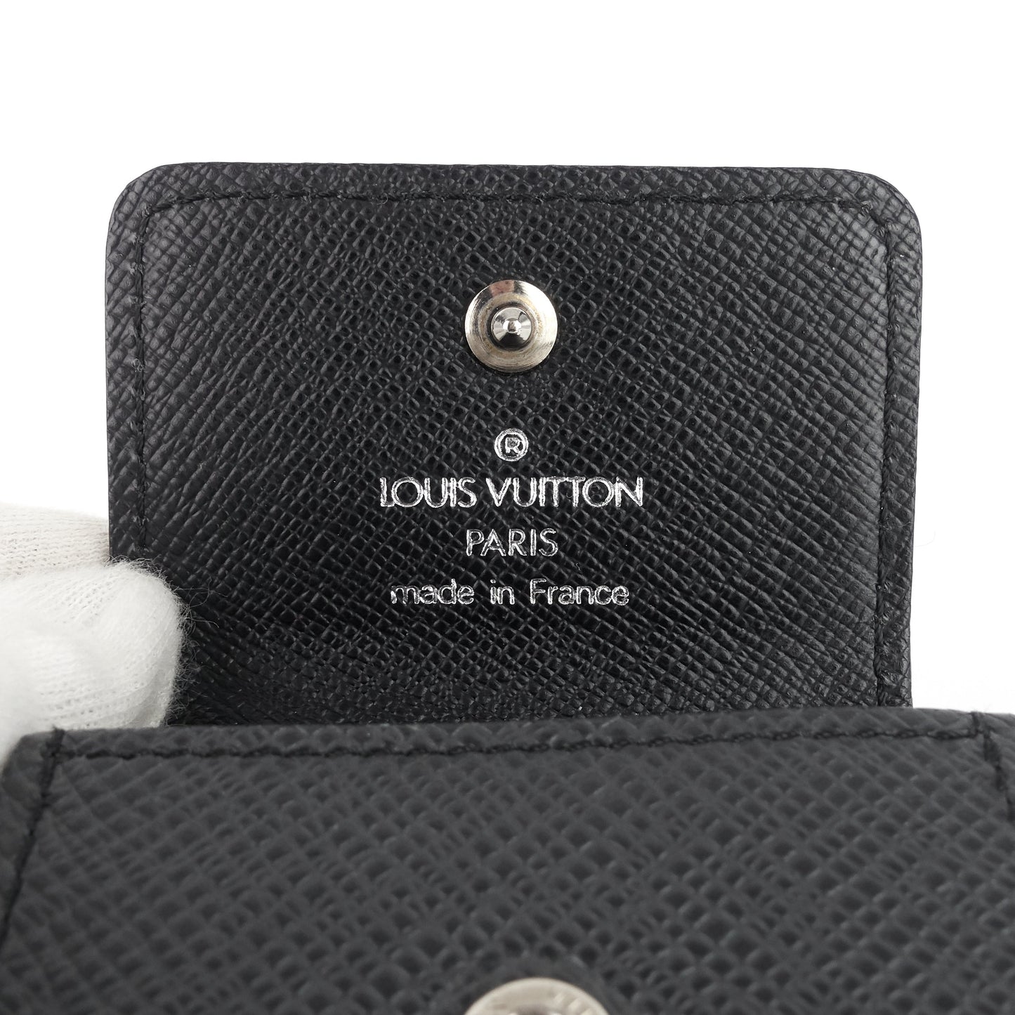 Louis Vuitto Porte Cles Badge Ardoise Taiga Leather Pouch Keychain