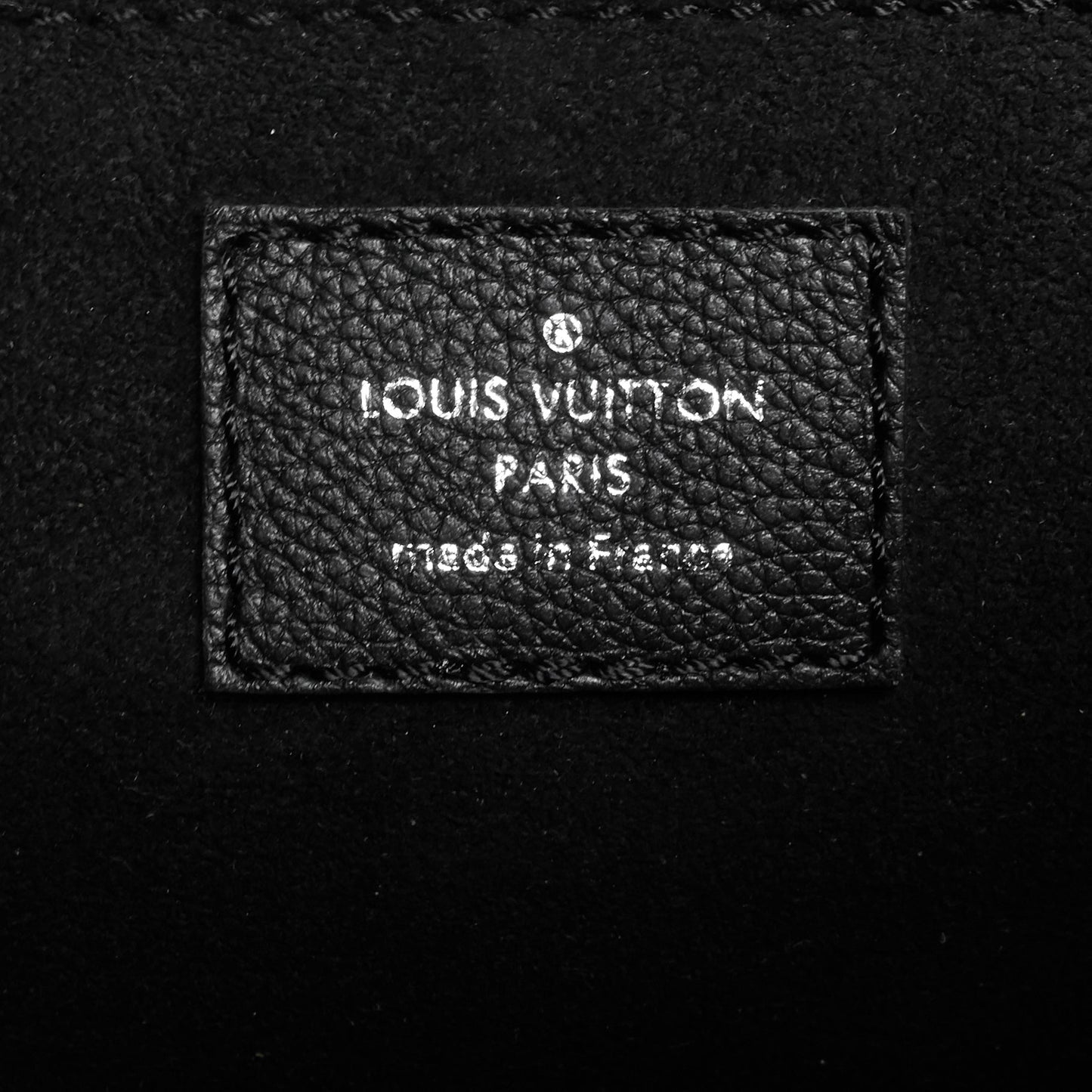 Louis Vuitto MyLockMe Calfskin Leather Chain Bag
