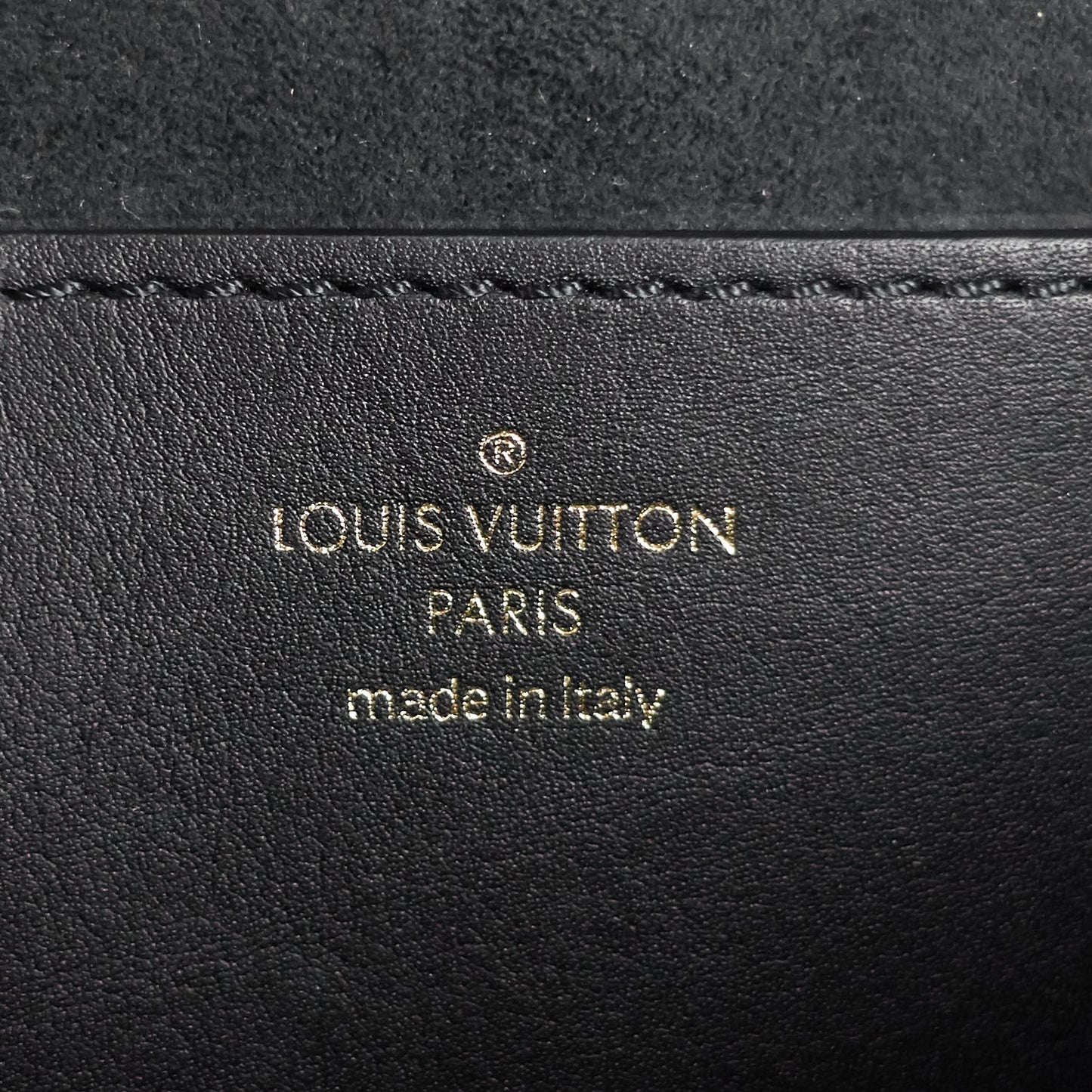 Louis Vuitto New Wave Multi-Pochette Cowhide Leather Bag