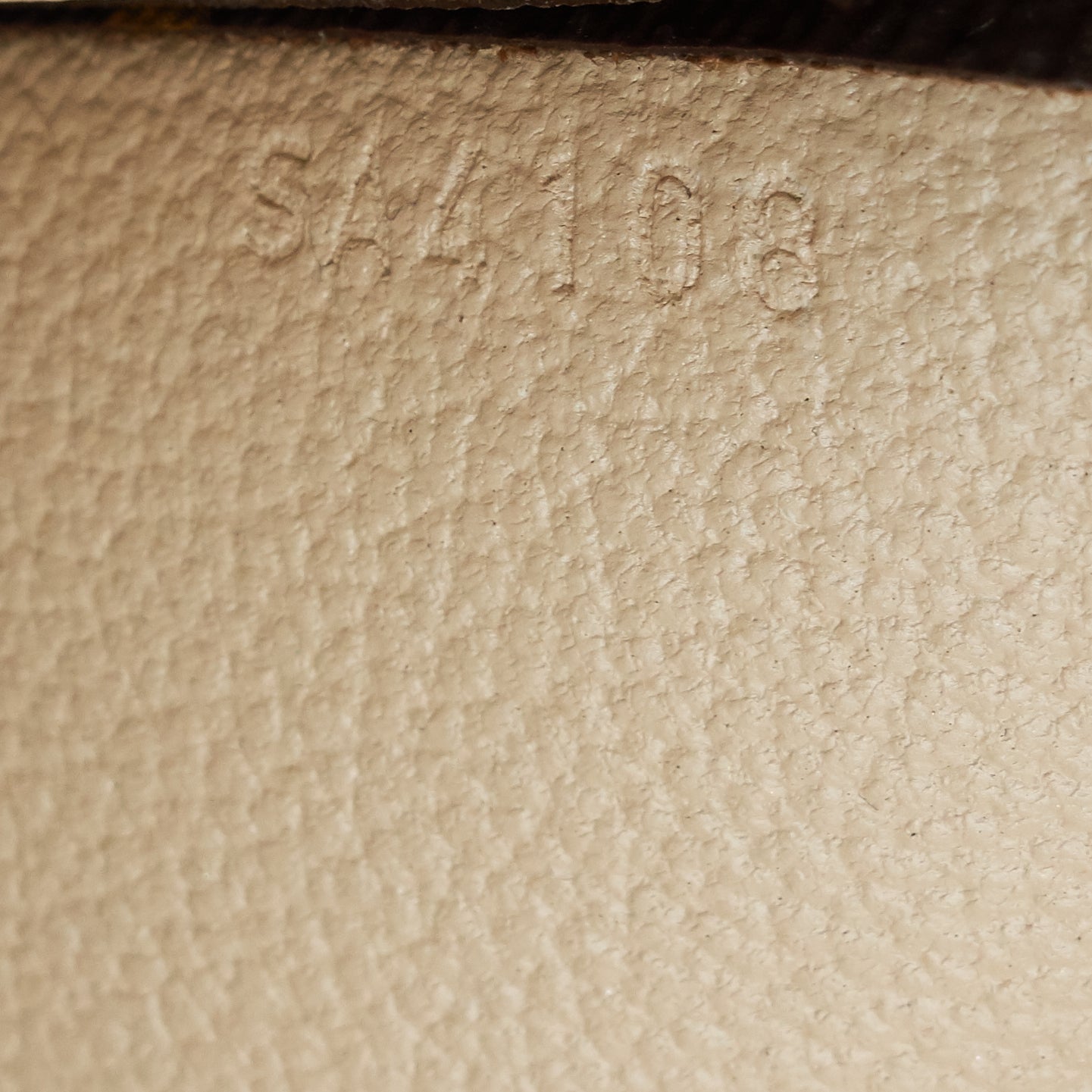 Louis Vuitto Toiletry 26 Monogram Canvas Bag