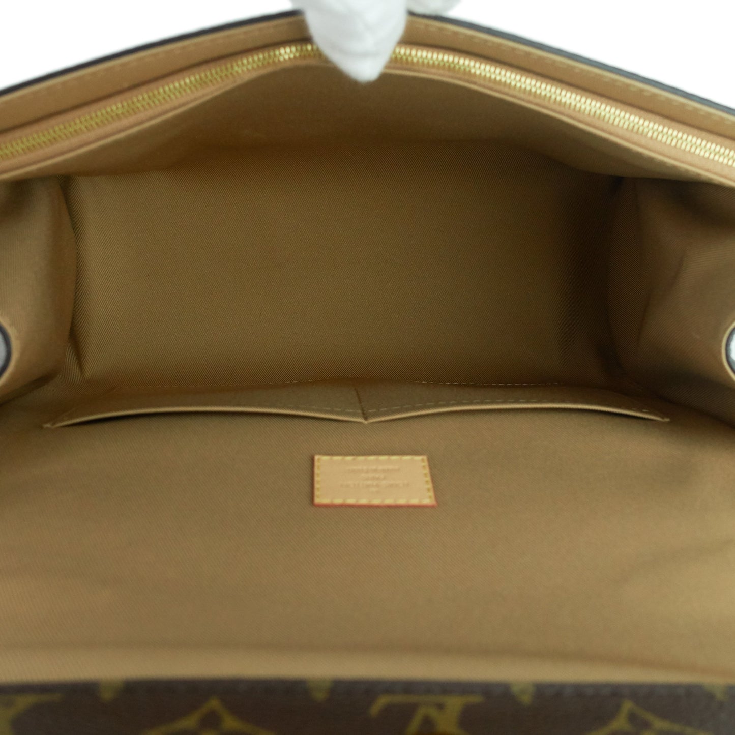 Louis Vuitto Cluny MM Monogram Canvas Bag