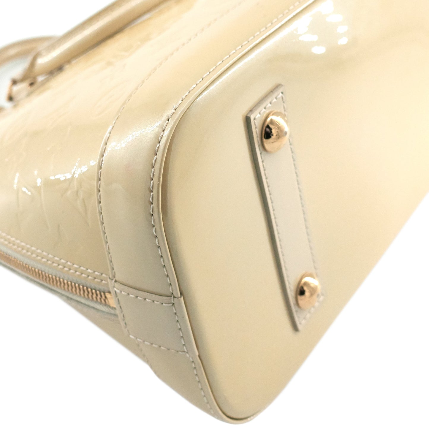 Louis Vuitto Alma PM Monogram Vernis Leather Handbag