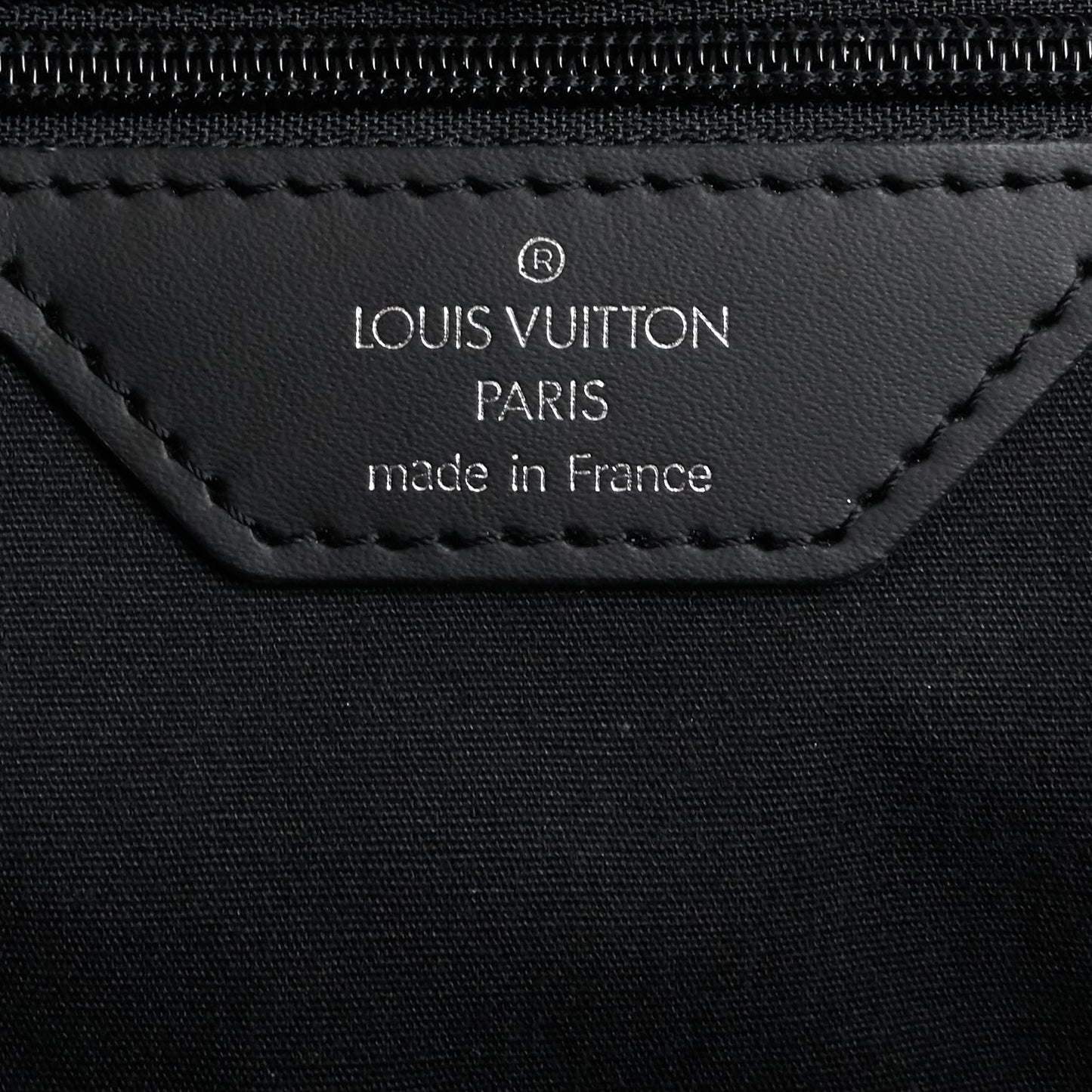 Louis Vuitto Sac Plat GM Black Epi Leather Bag