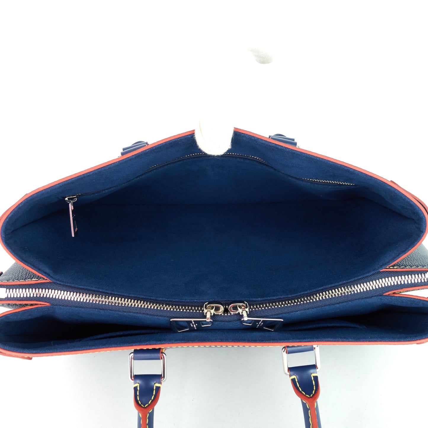 Louis Vuitto Soufflot MM Epi Leather Handbag