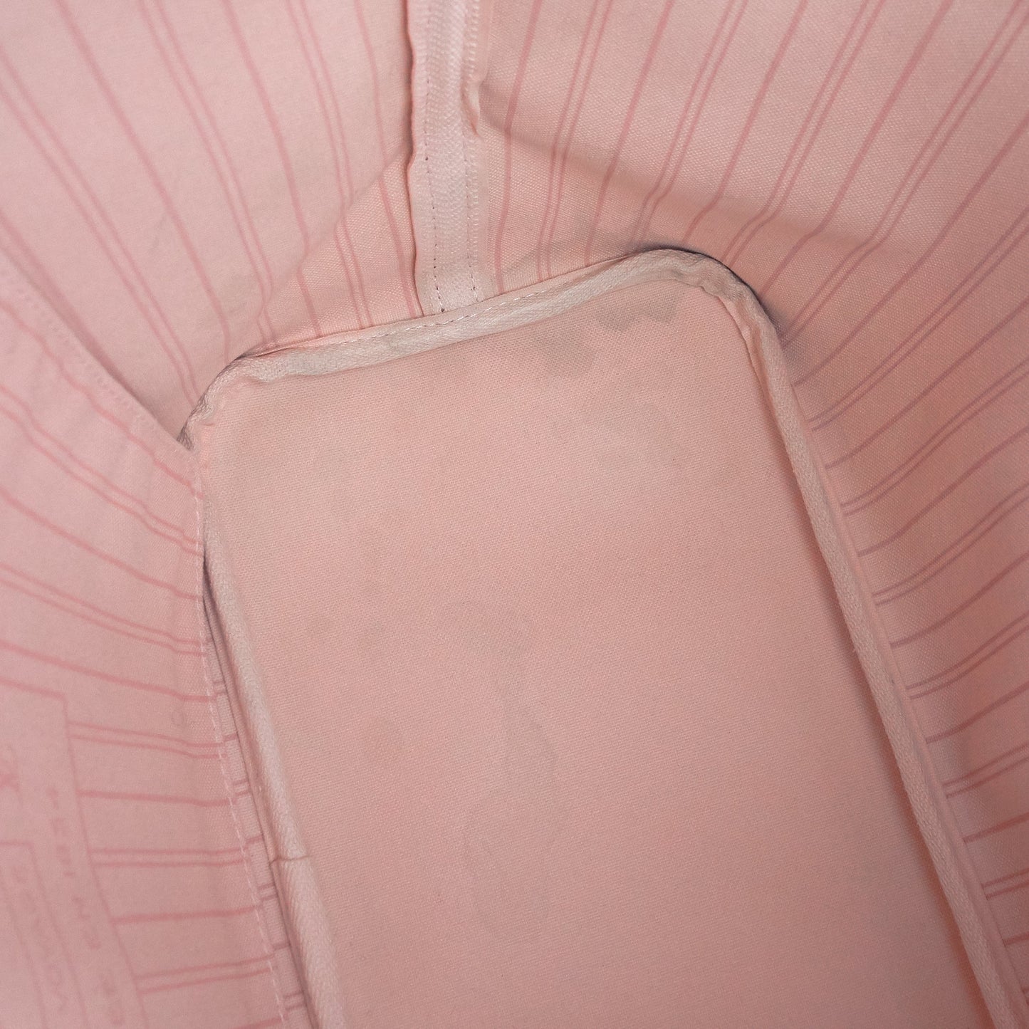 Louis Vuitto Neverfull MM Damier Ebene Canvas Bag with Pouch