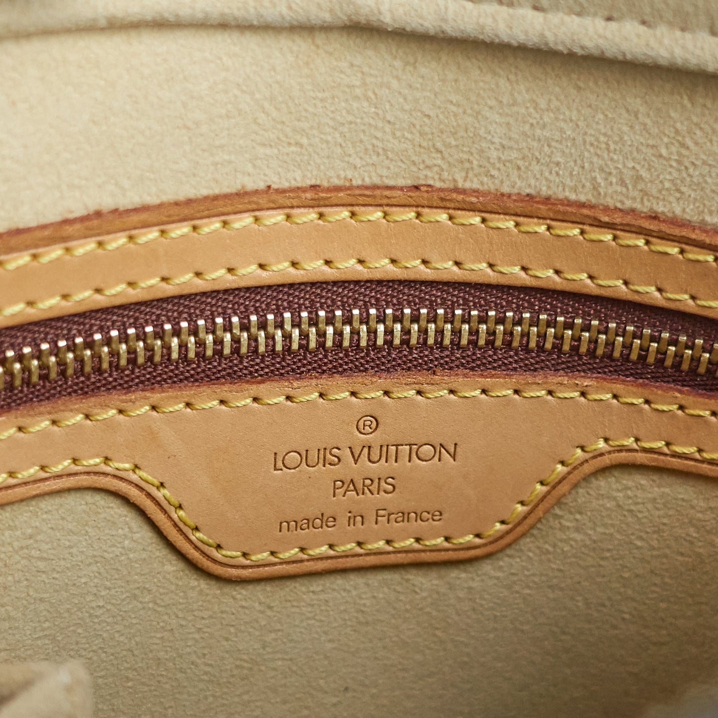 Louis Vuitto Looping MM Monogram Canvas Bag