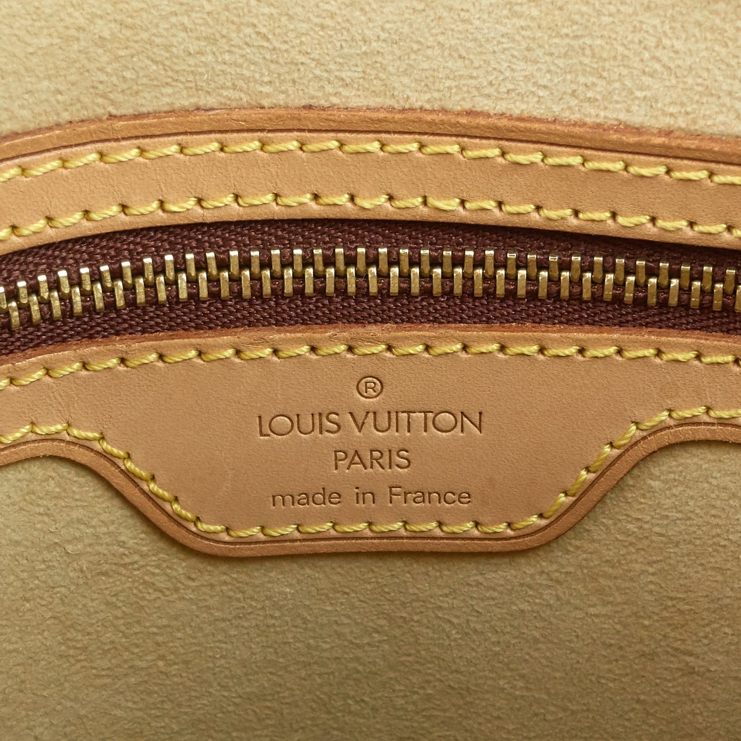 Louis Vuitto Looping MM Monogram Canvas Bag