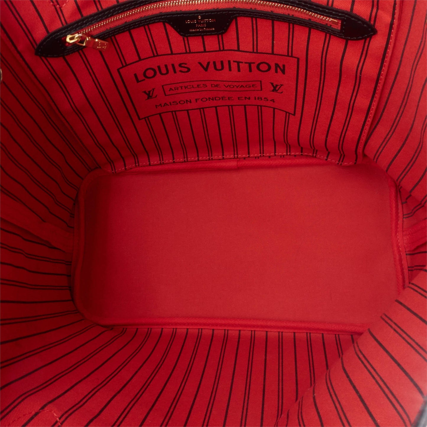 Louis Vuitto Neverfull MM World Tour Monogram Canvas Bag with Pouch