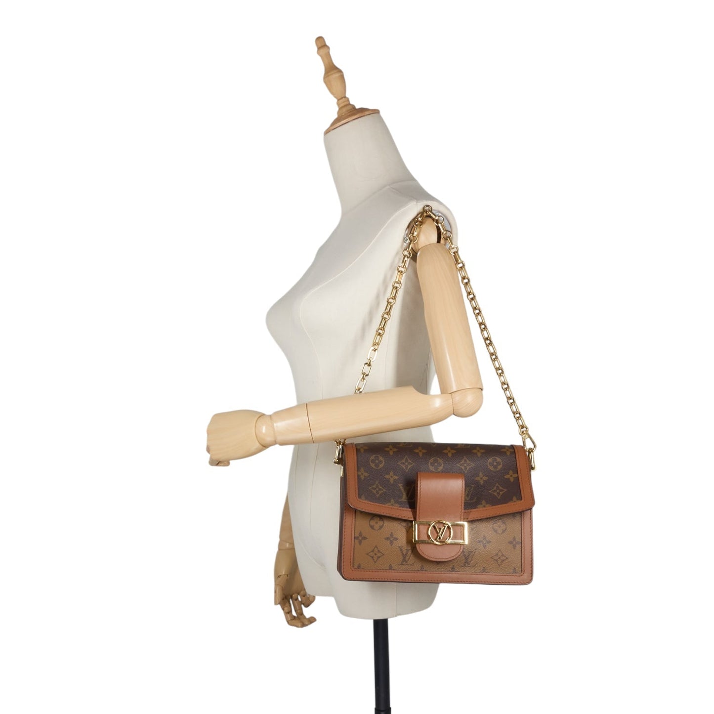 Louis Vuitto Dauphine MM Reverse Monogram Canvas Bag