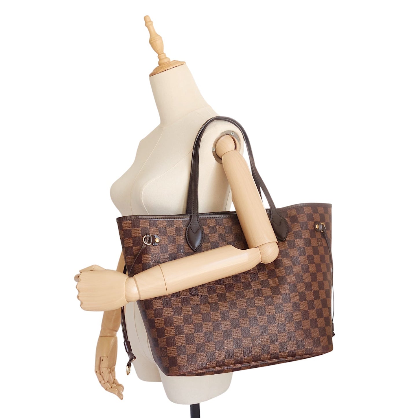 Louis Vuitto Neverfull MM Damier Ebene Canvas Bag