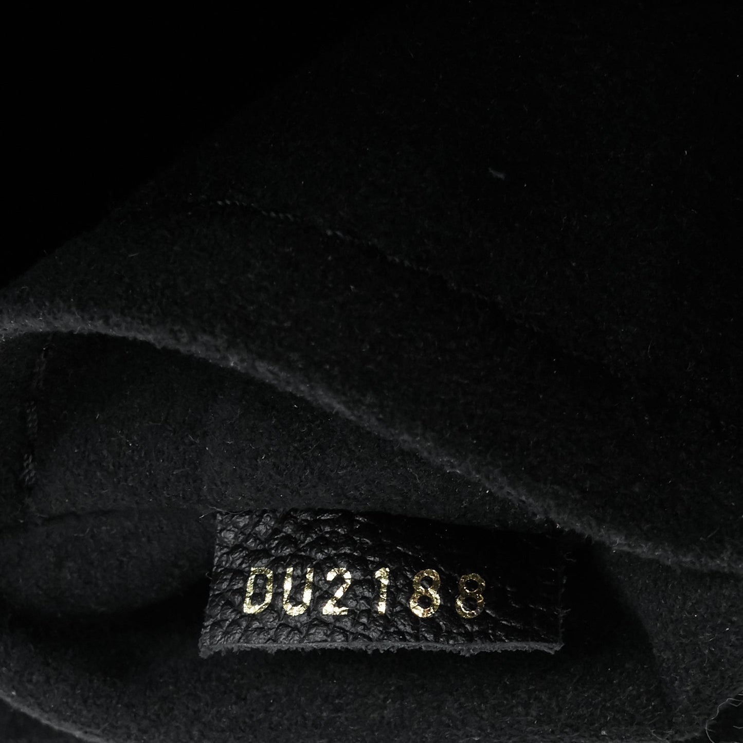 Louis Vuitto SurÃ¨ne MM Monogram Canvas and Calfskin Leather Tote Bag