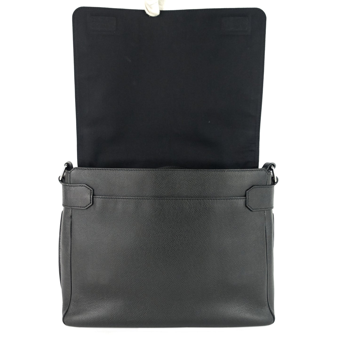 Louis Vuitto Roman MM Taiga Leather Messenger Bag