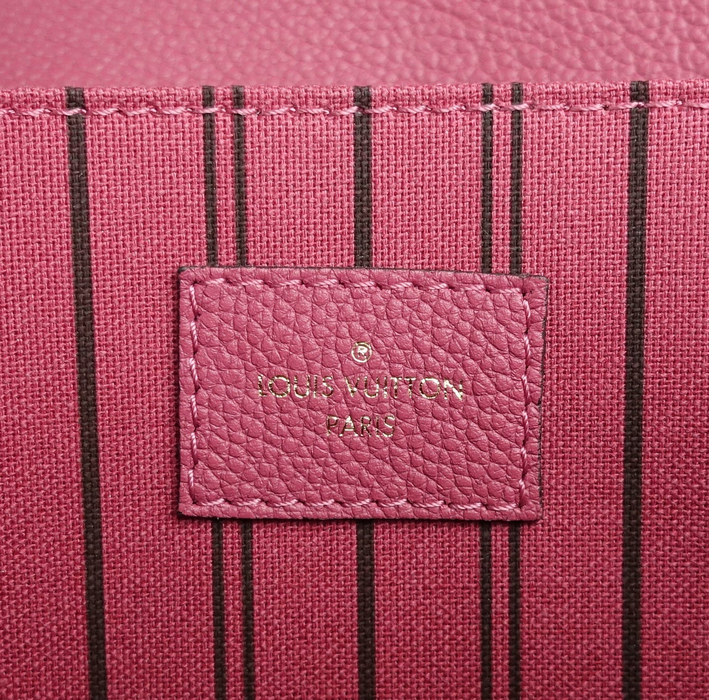 Louis Vuitto Pochette Metis Monogram Canvas Bag