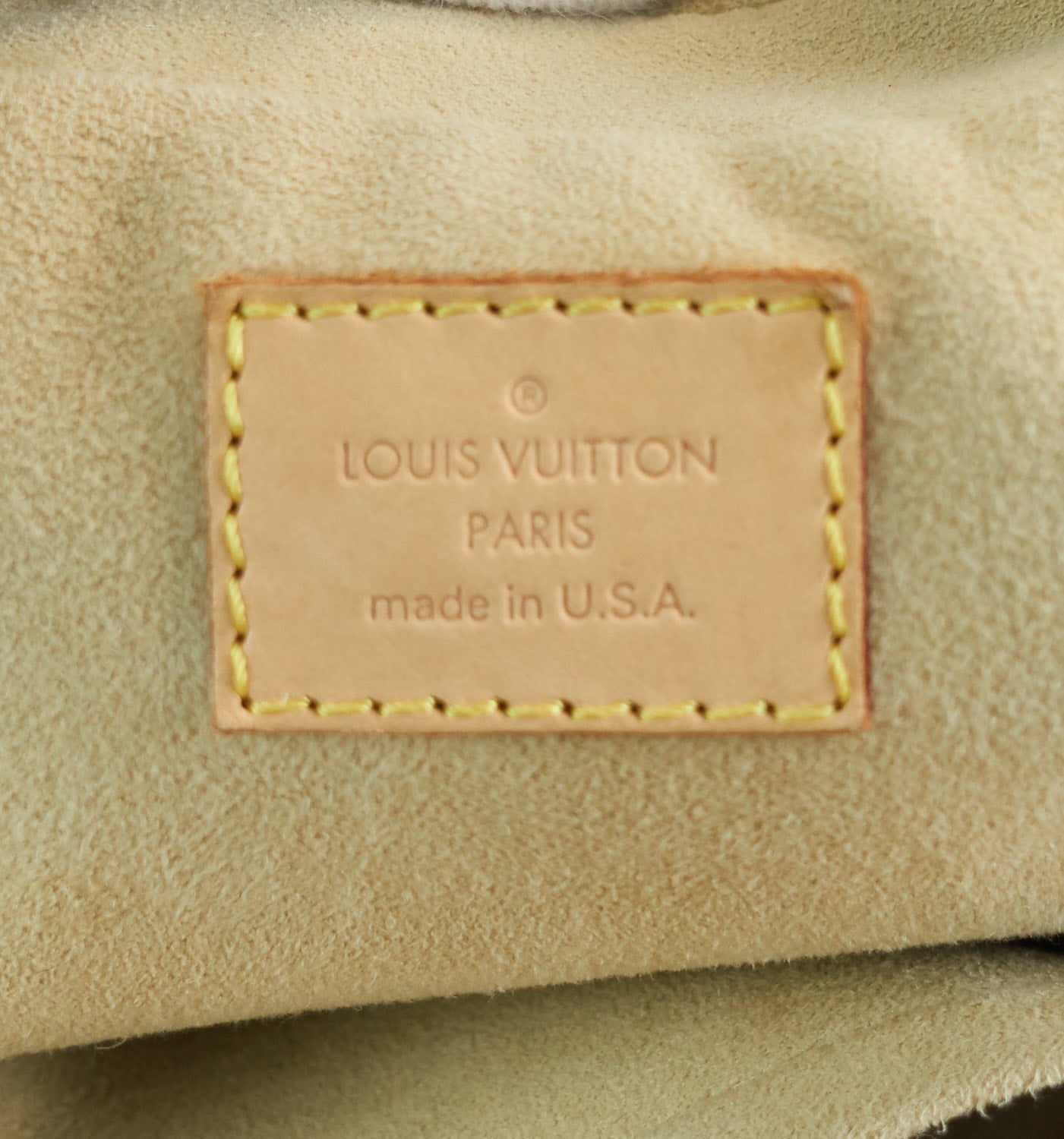 Louis Vuitto Manhattan PM Monogram Canvas Bag