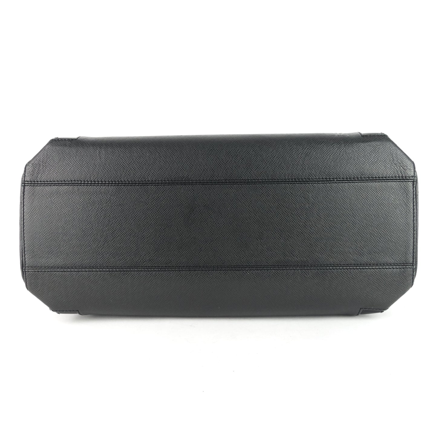 Louis Vuitto Kasbek GM Taiga Leather Bag