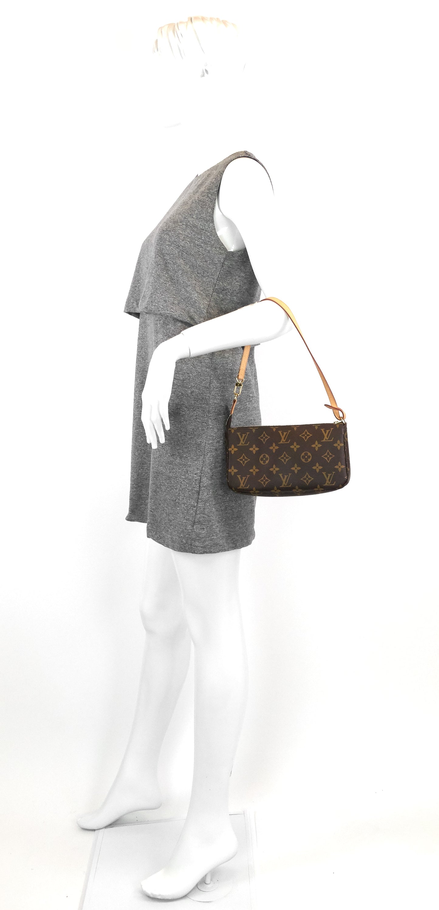 Louis Vuitto Pochette Accessoires NM Monogram Canvas Bag
