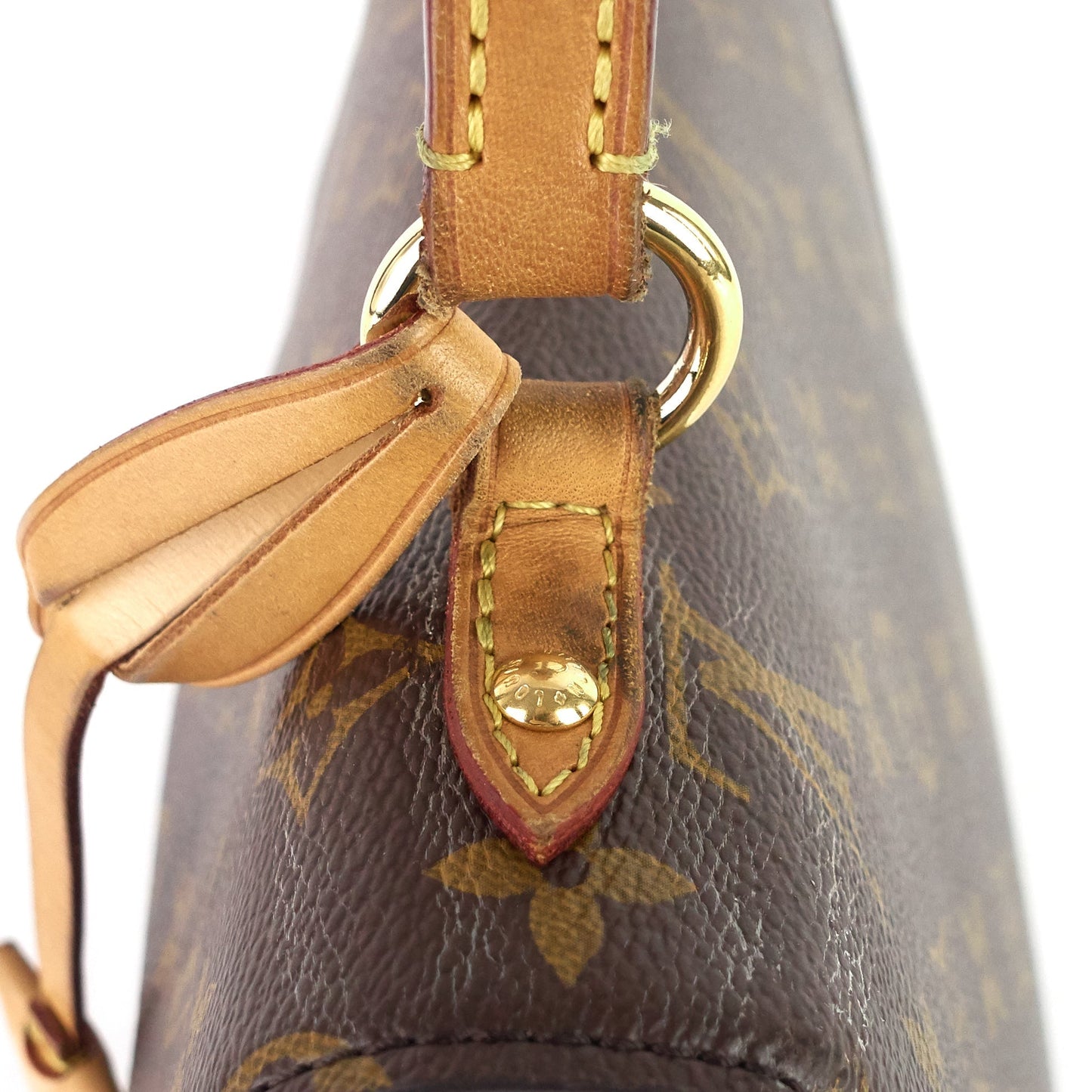 Louis Vuitto Cluny BB Monogram Canvas Bag