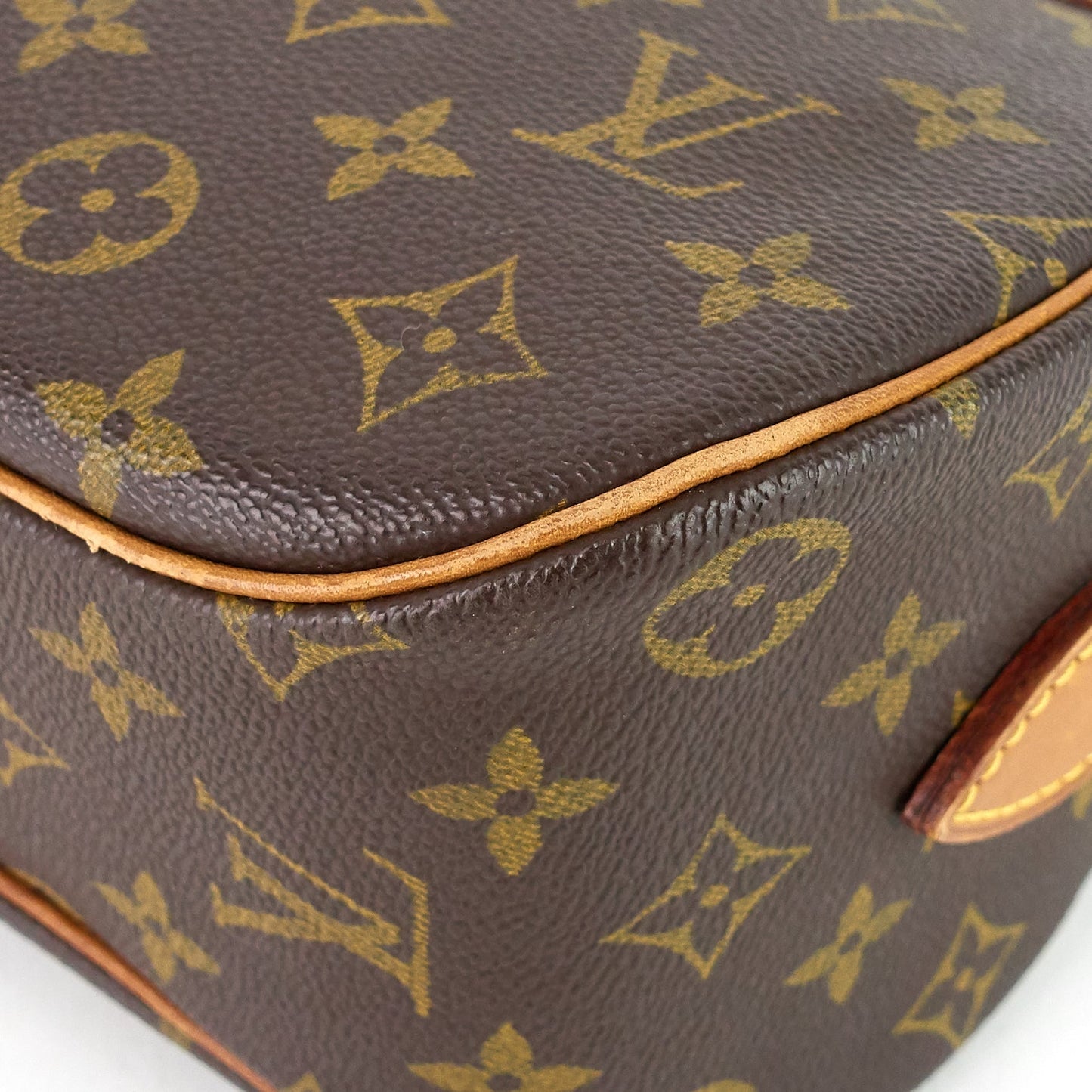 Louis Vuitto Blois Monogram Canvas Crossbody Bag