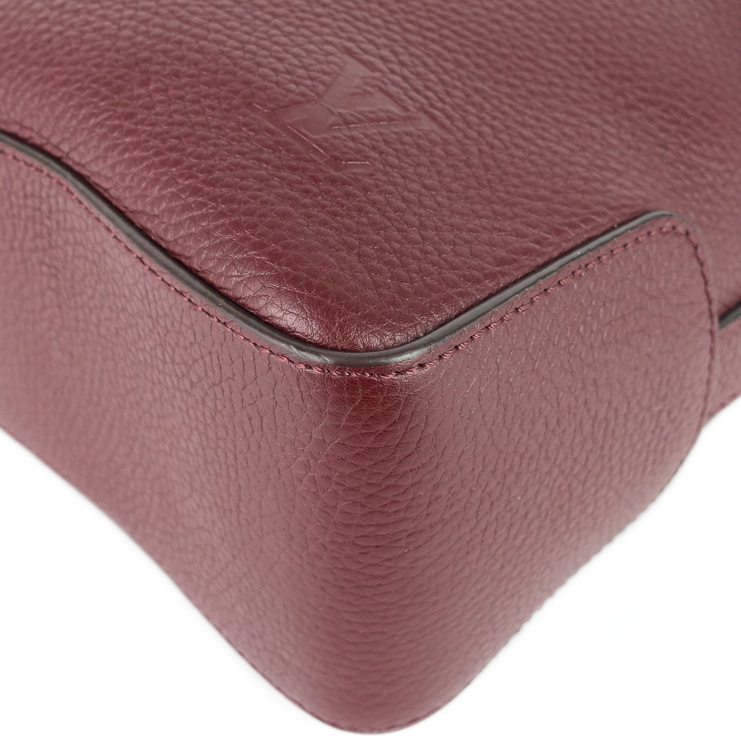 Louis Vuitto Greenwich Taurillon Leather Tote Bag
