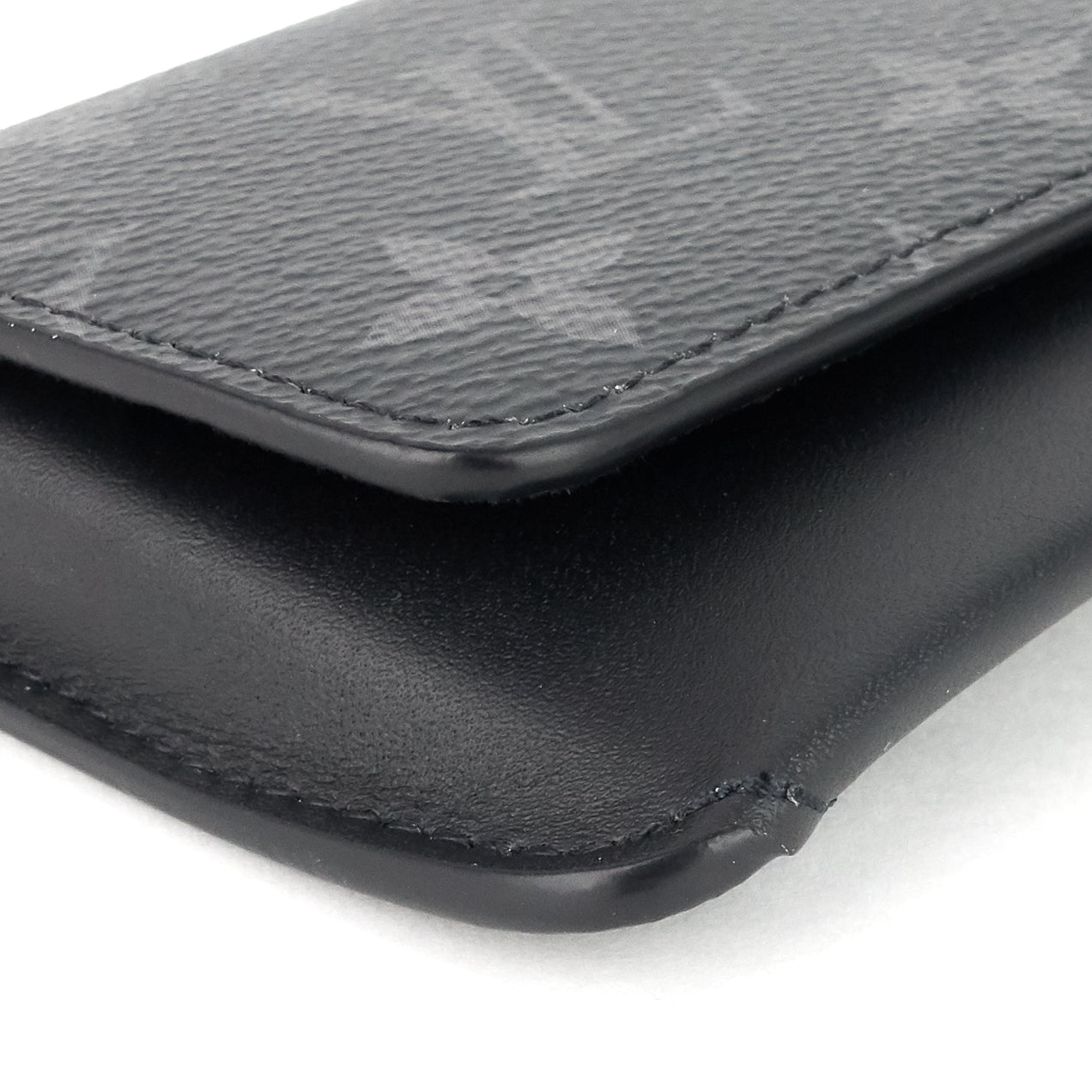 Louis Vuitto Woody Damier Graphite Canvas Glass Case