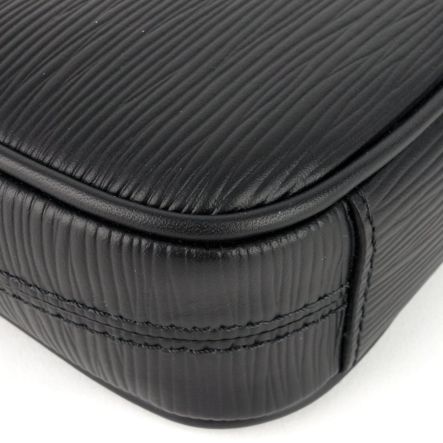 Louis Vuitto Danube Slim Black Epi Leather Bag