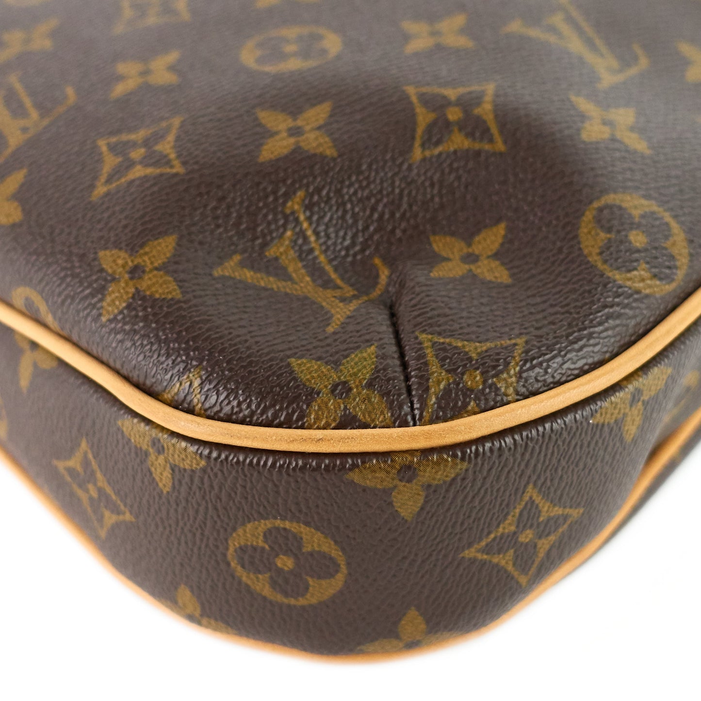 Louis Vuitto Odeon MM Monogram Canvas Bag