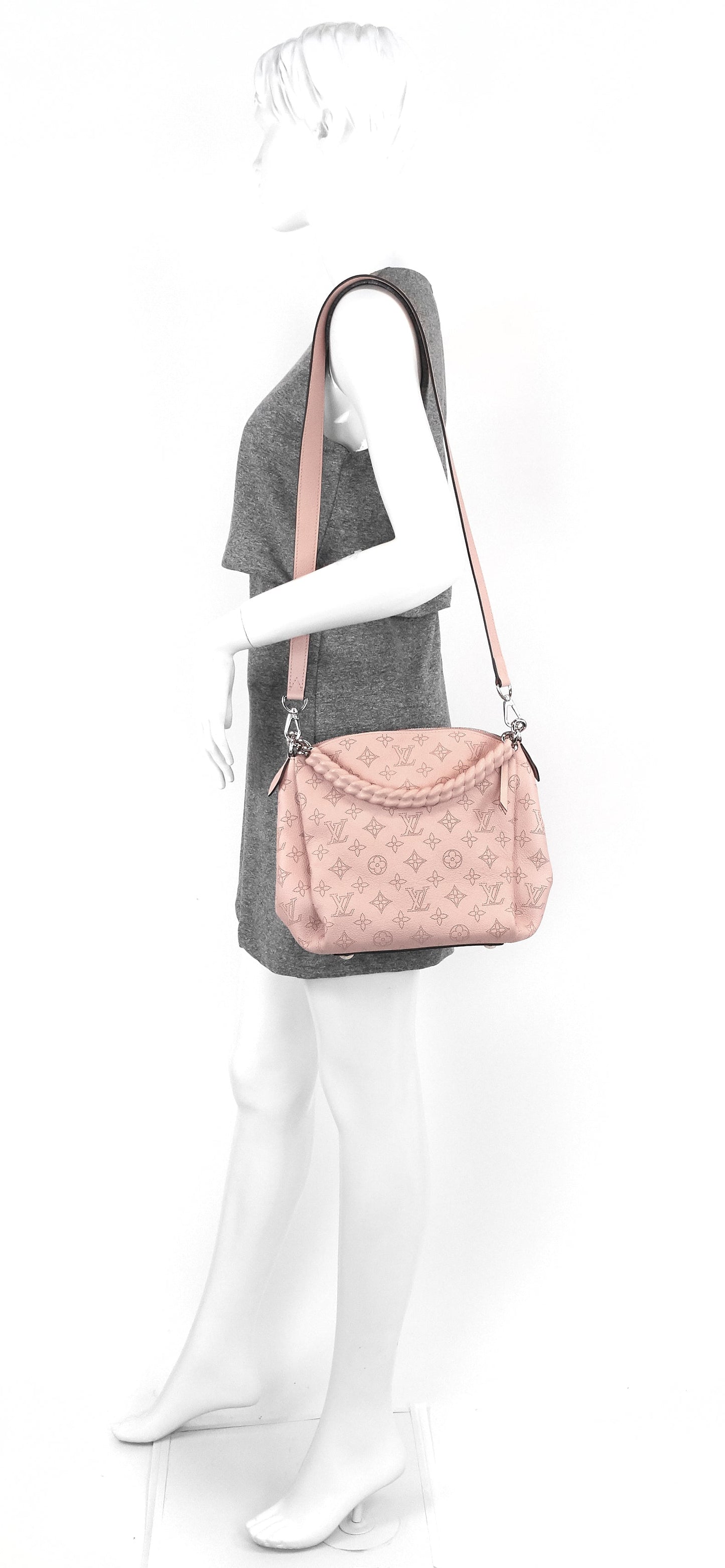 Louis Vuitto Babylone Chain BB Mahina Leather Handbag